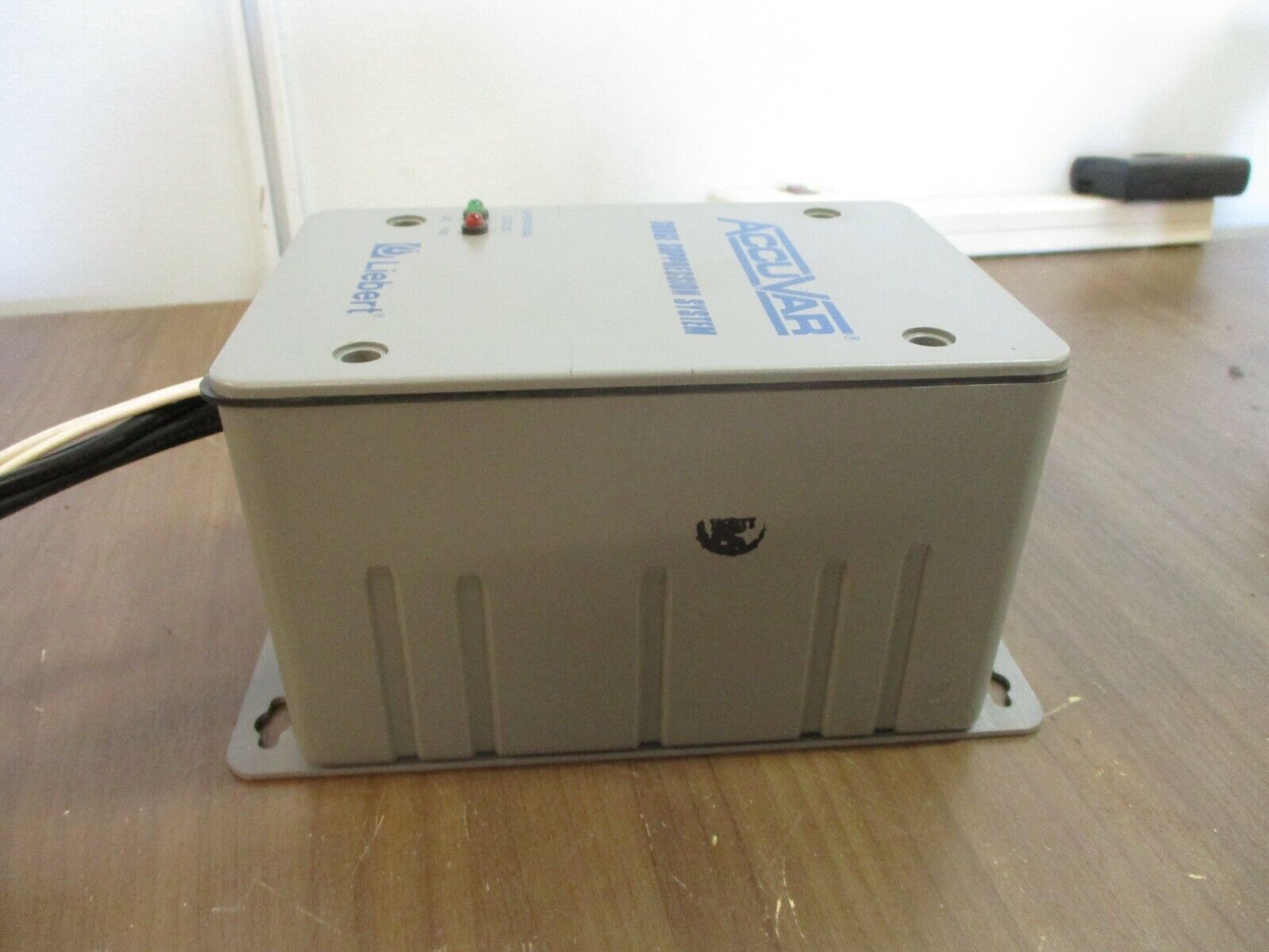 Liebert AccuVar Surge Suppression System ACV120Y200RKE 120/208V 3Ph 4W+G 50/60Hz