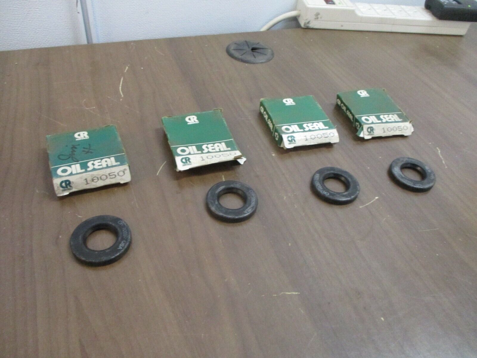 CR Oil Seal 10050 *Lot of 4* New Surplus