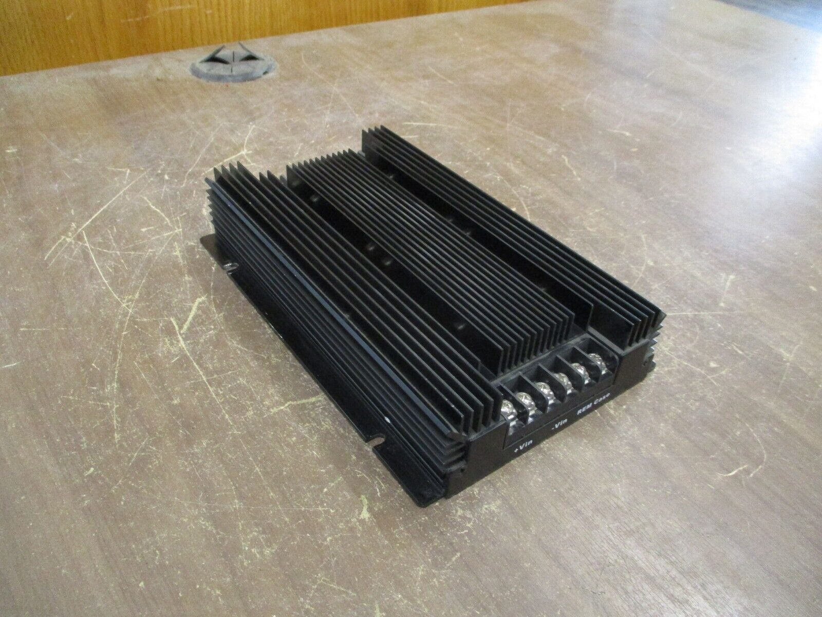 CUI Inc. DC-DC Converter VFK400W-Q24-S24 400W 24VDC Out Used