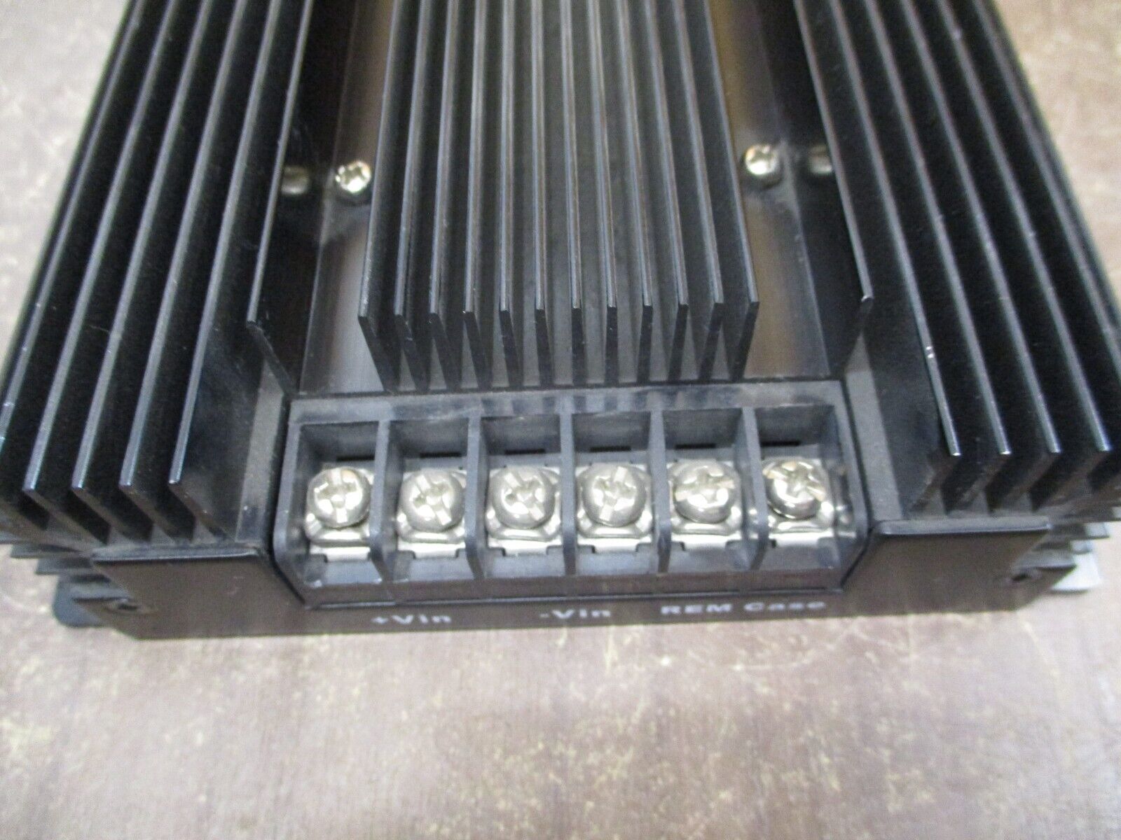 CUI Inc. DC-DC Converter VFK400W-Q24-S24 400W 24VDC Out Used