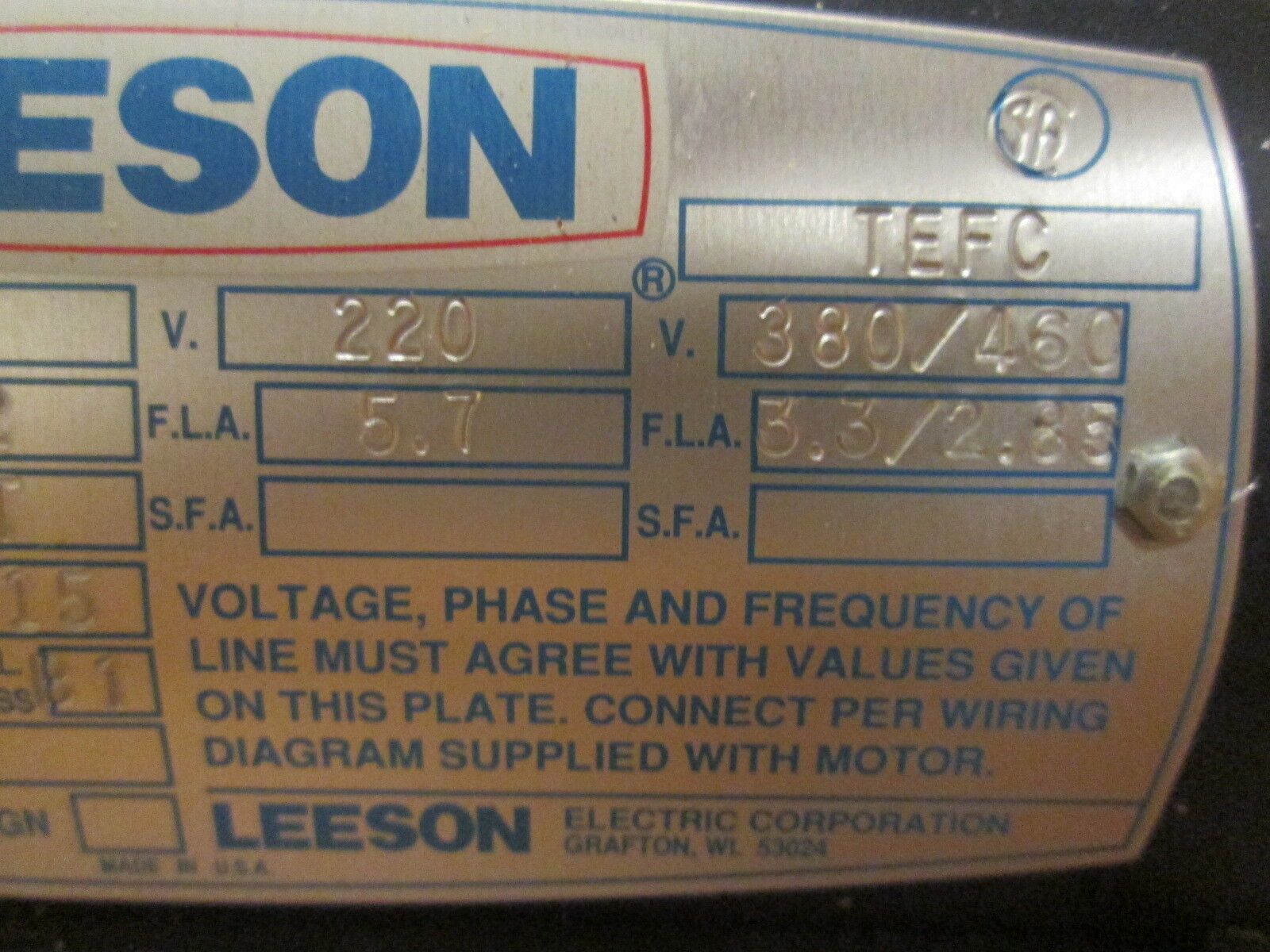 Leeson C145T28FB5A AC Motor 121094.00 2HP 2850RPM FR:F145T ENCL:TEFC New Surplus