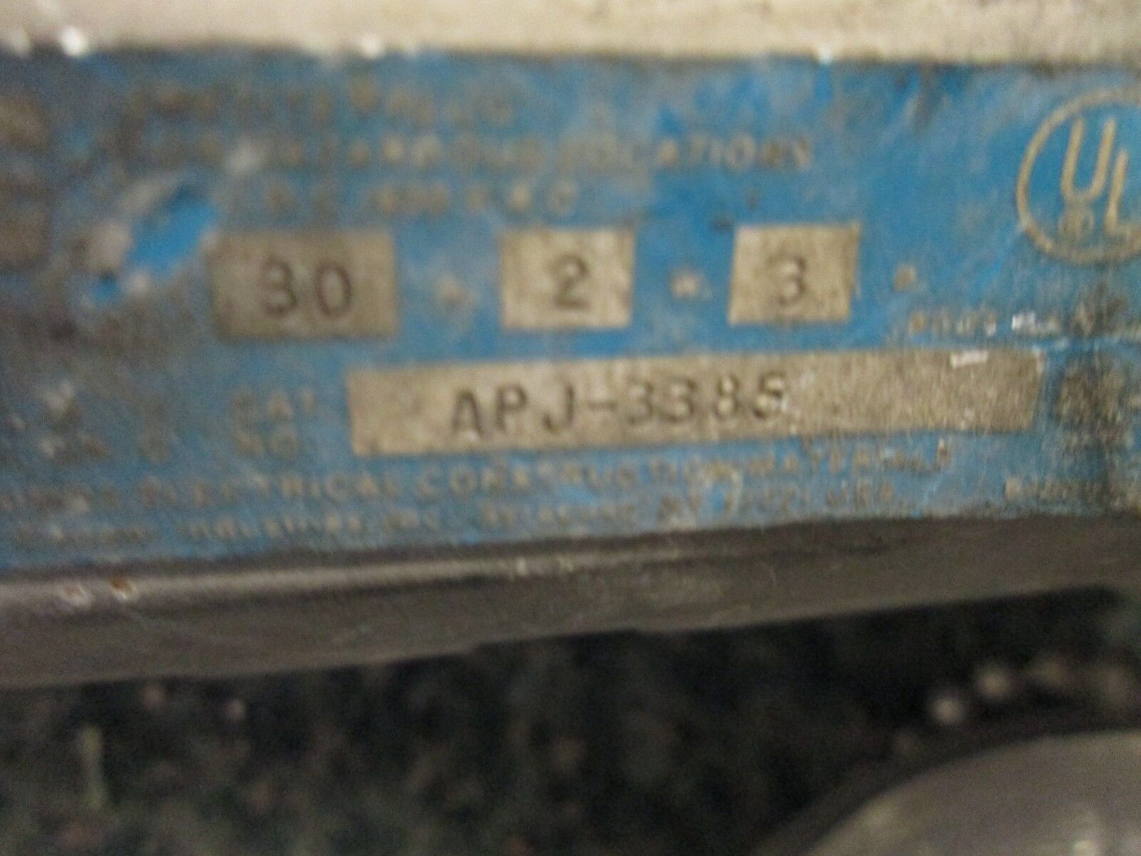 Crouse-Hinds Arktite Plug APJ-3385 30A 2W 3P Used