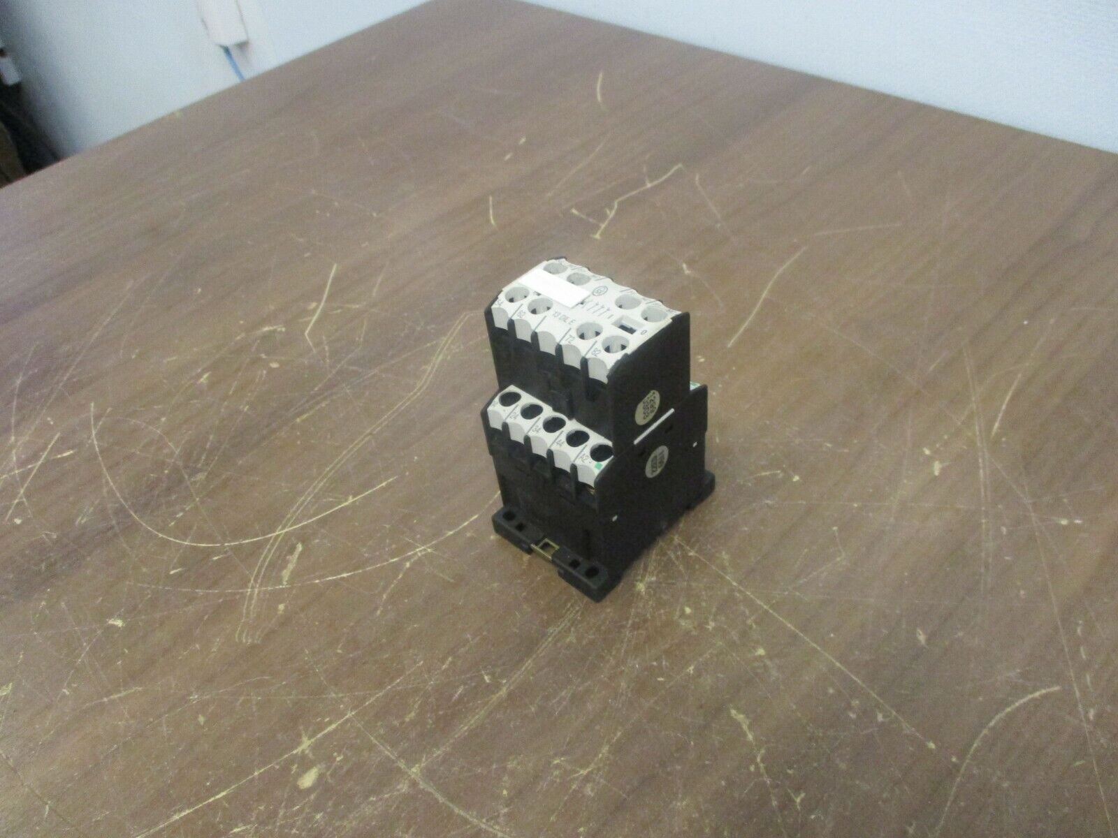 Moeller Contactor DIL ER-40-G 24VDC Coil Used w/ Aux Contact Block