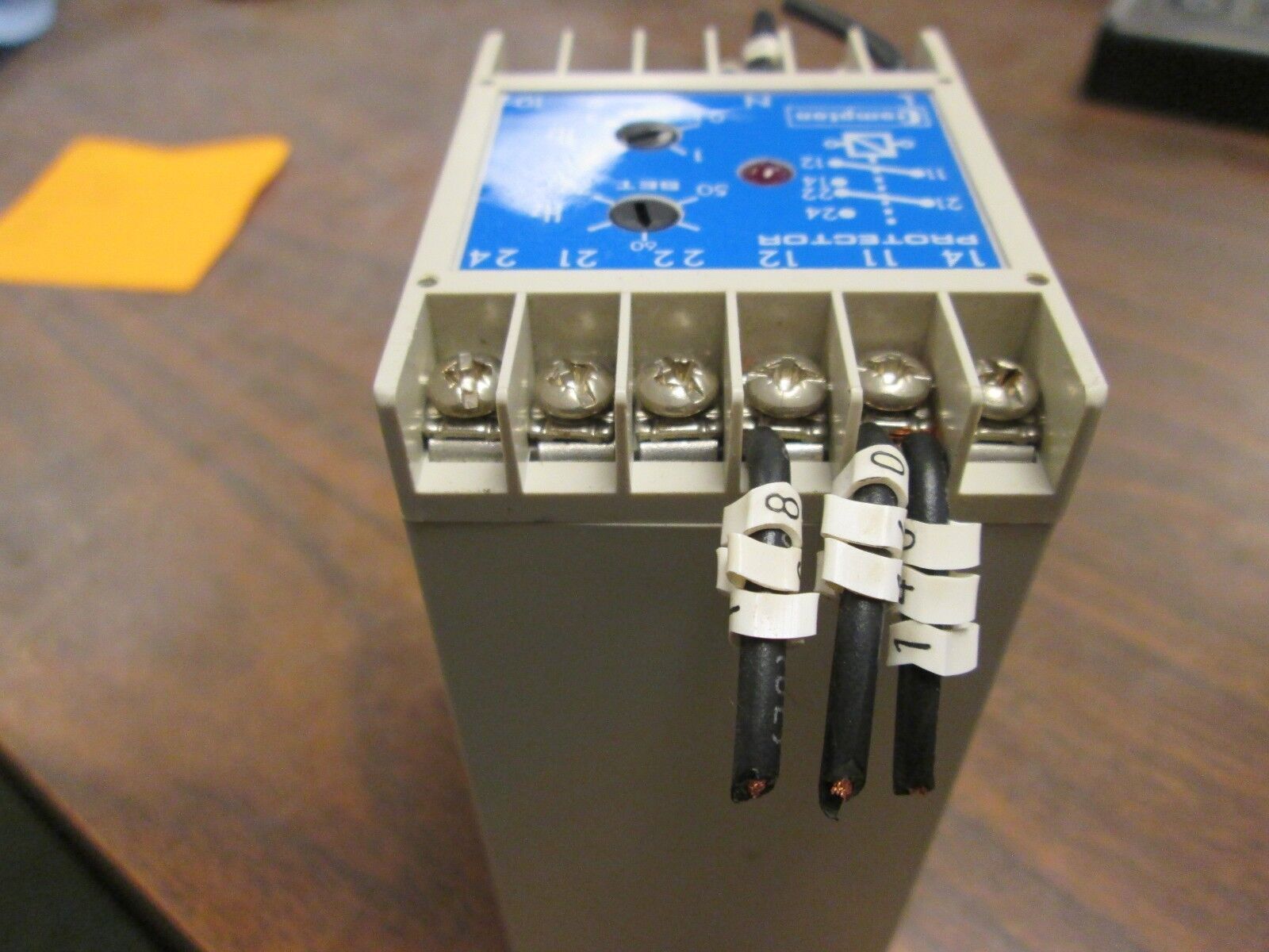 Crompton Relay Input 252-PHOU 120V 60Hz Used