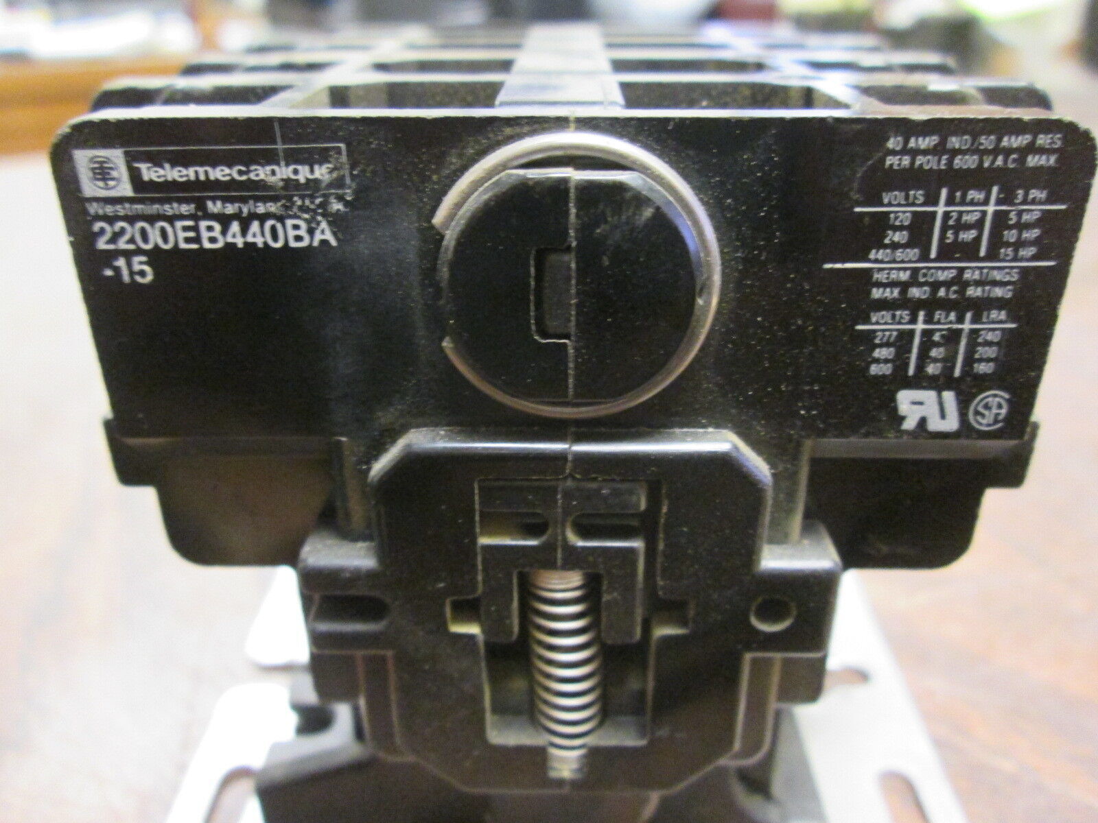 Telemecanique Contactor 2200EB440BA-15 208-240V Coil 40A 600V Used