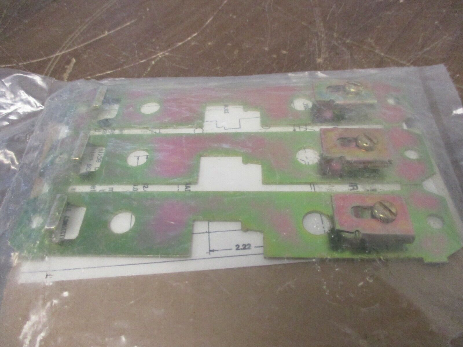 GE Circuit Breaker Back Mounting Plate TQCBMPA3 Rev 00 Screw Type 3P New Surplus