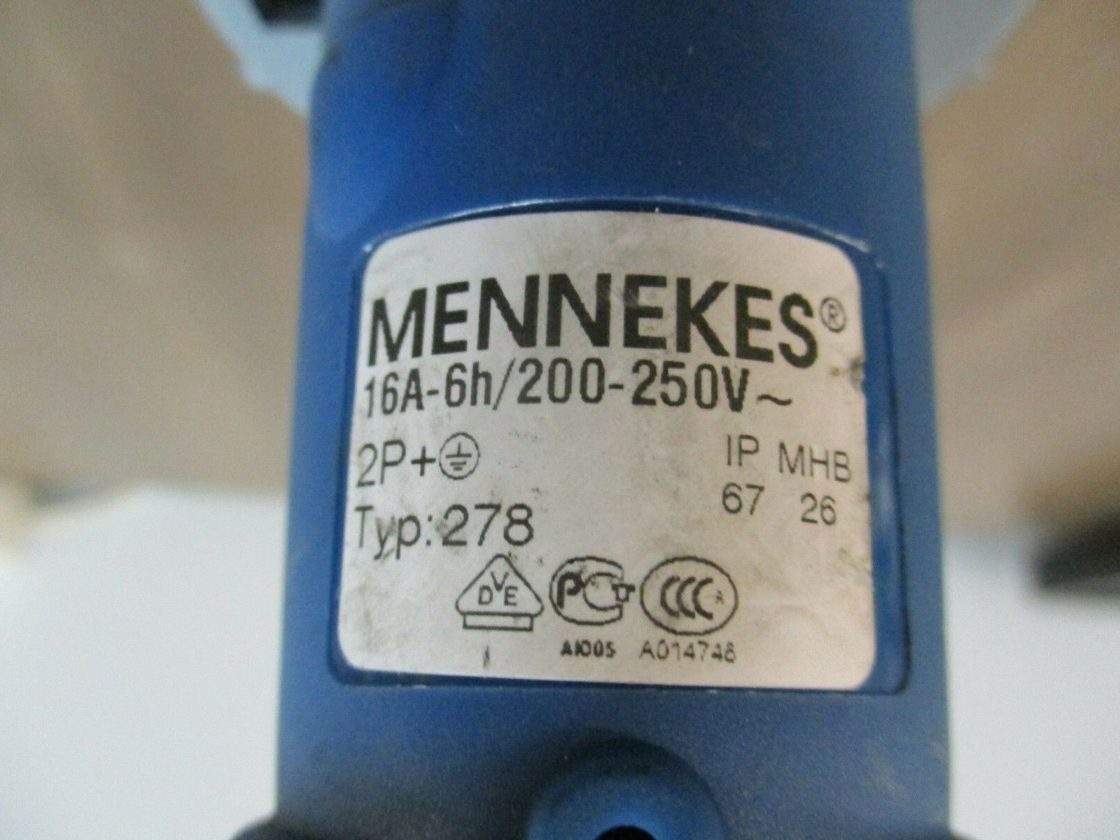 Mennekes Plug 278 16A 200-250V 2P+G Used