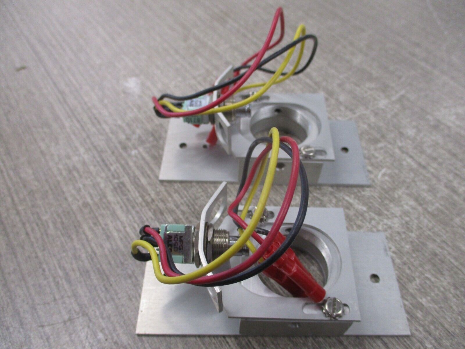 SDC Key Switch 701 L 630 New Surplus