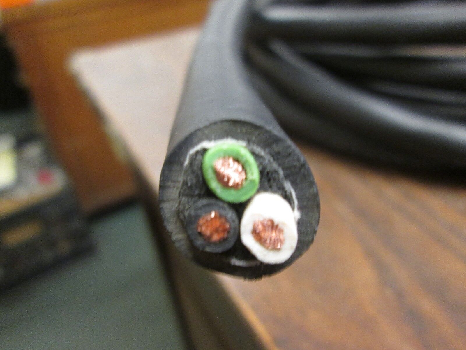 Southwire 3 Conductor Wire E46194 10AWG CU Approx. 22 ft Used