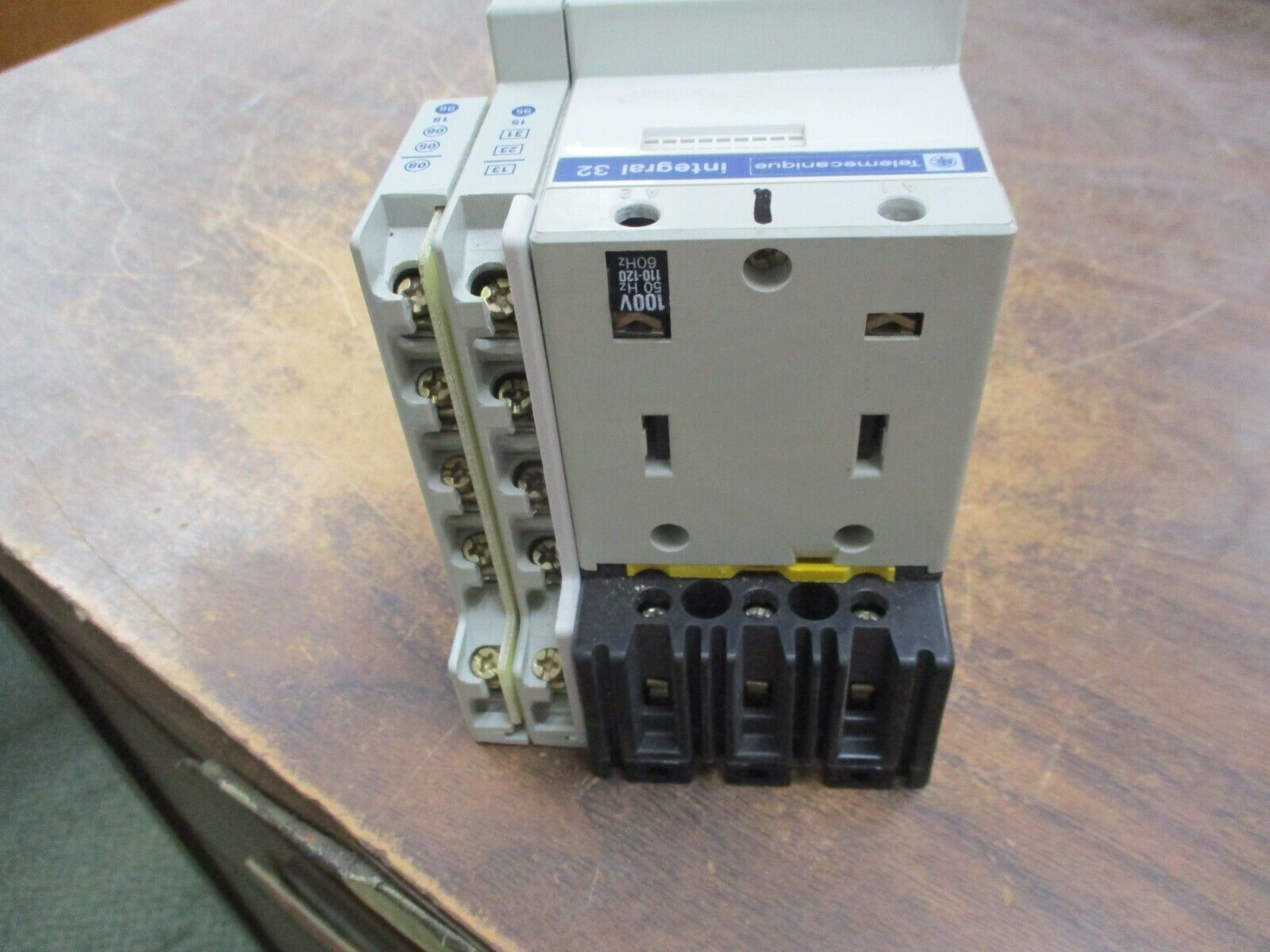 Telemecanique Integral 32 Combination Motor Starter LD4-LC.30./LB1-LC03M06 Used