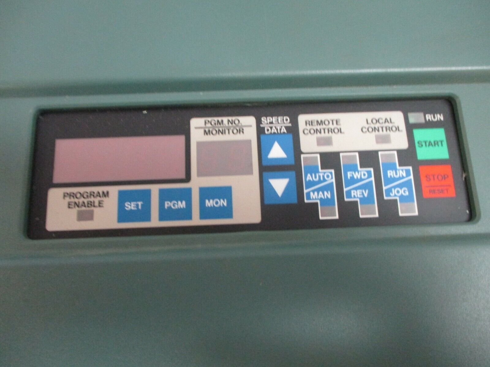 Reliance GP-2000 AC VS Drive 2GU41002 2 HP 3Ph Used