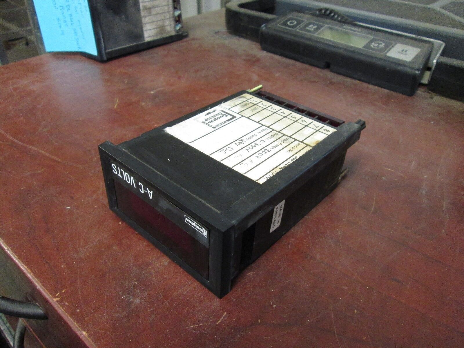 Crompton Digital Meter 262DDWURKRX 300V Range .300V Scale Used