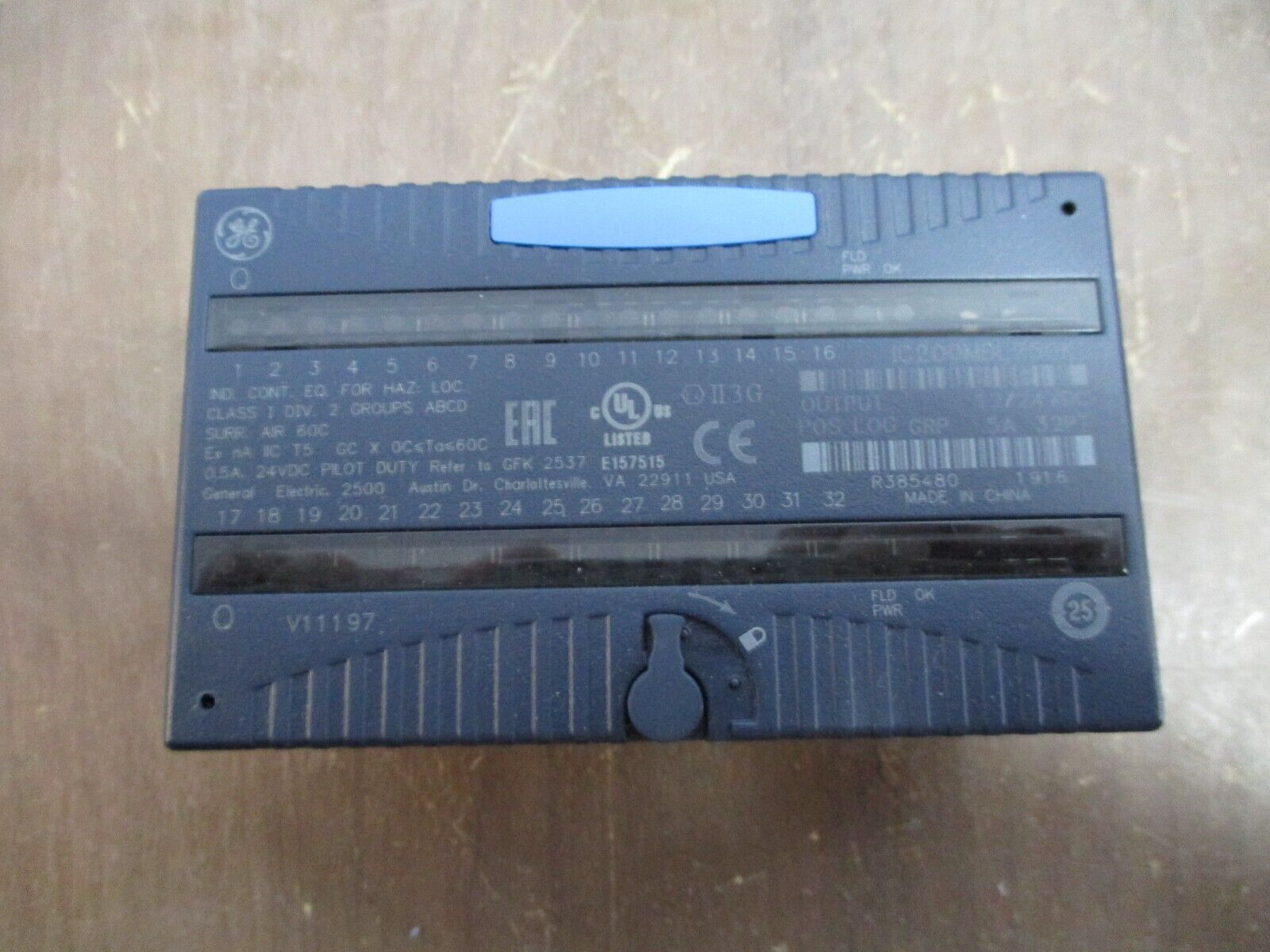 GE VersaMax Discrete Output Positive Logic Module IC200MDL750K 12/24VDC 32PT