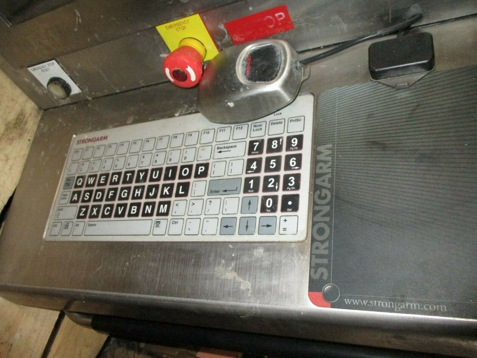 StrongArm Operator Interface MiniStation 602-VP1000-202205-MN-62165 Used