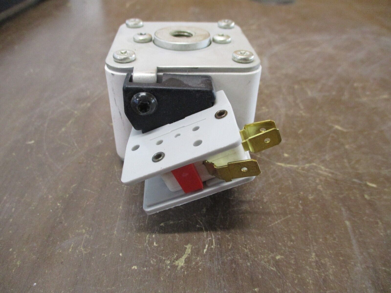 Cooper Bussmann Fuse 170M5463 700A 700V Used