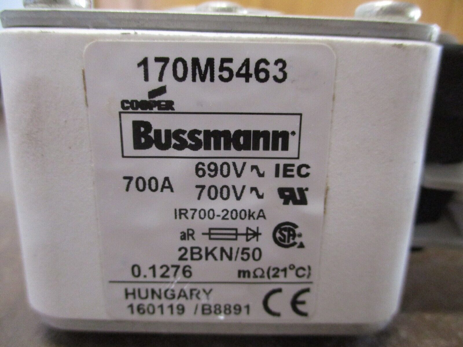 Cooper Bussmann Fuse 170M5463 700A 700V Used