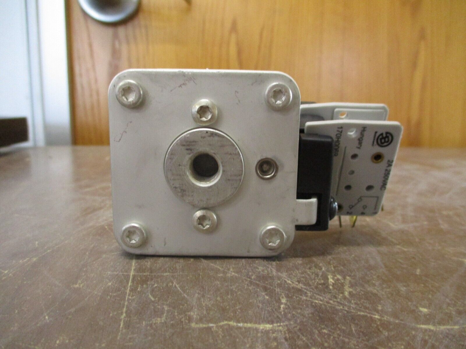 Cooper Bussmann Fuse 170M5463 700A 700V Used