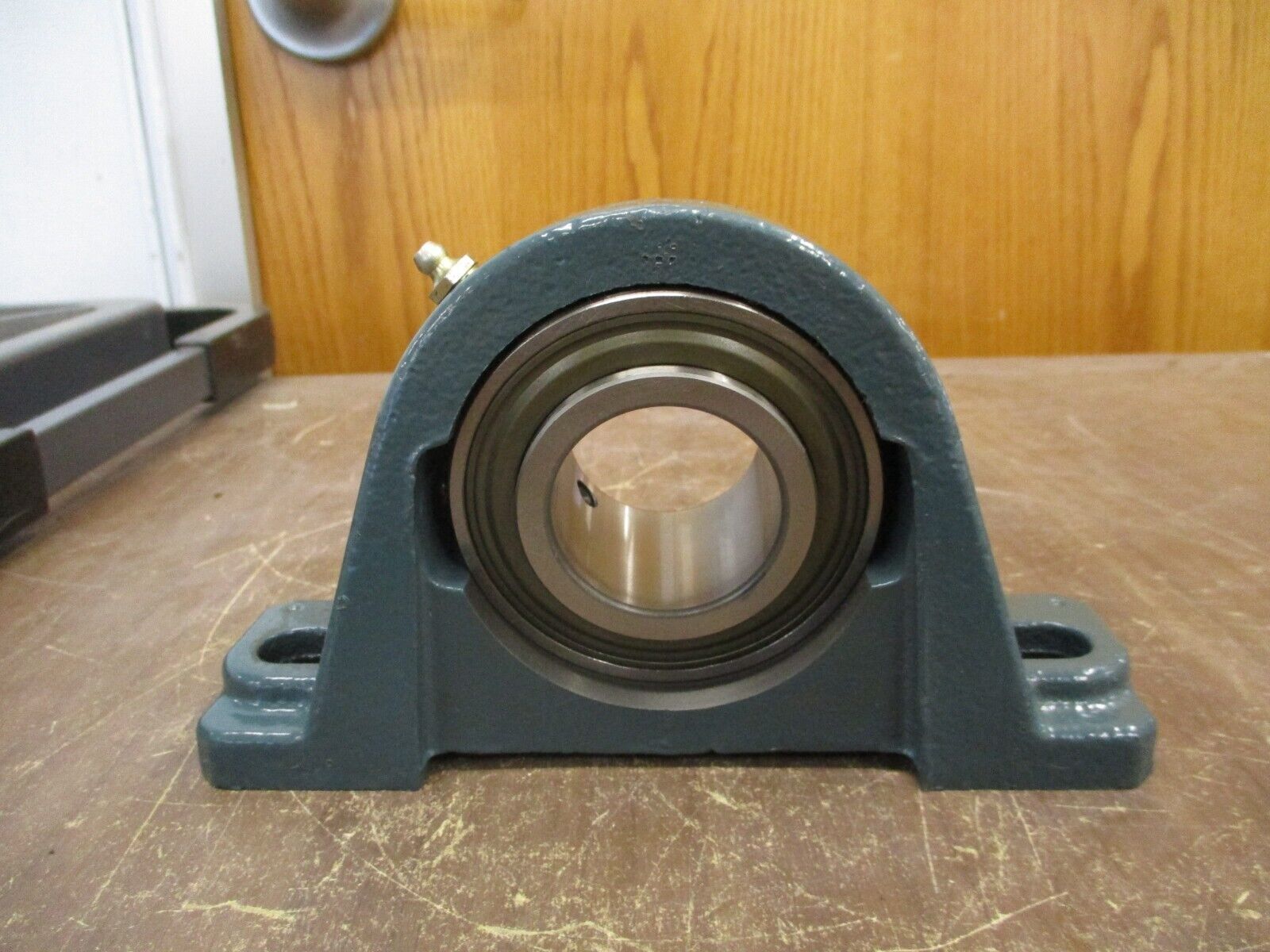 Dodge Pillow Block Bearing P2BSC111 1-11/16" New Surplus