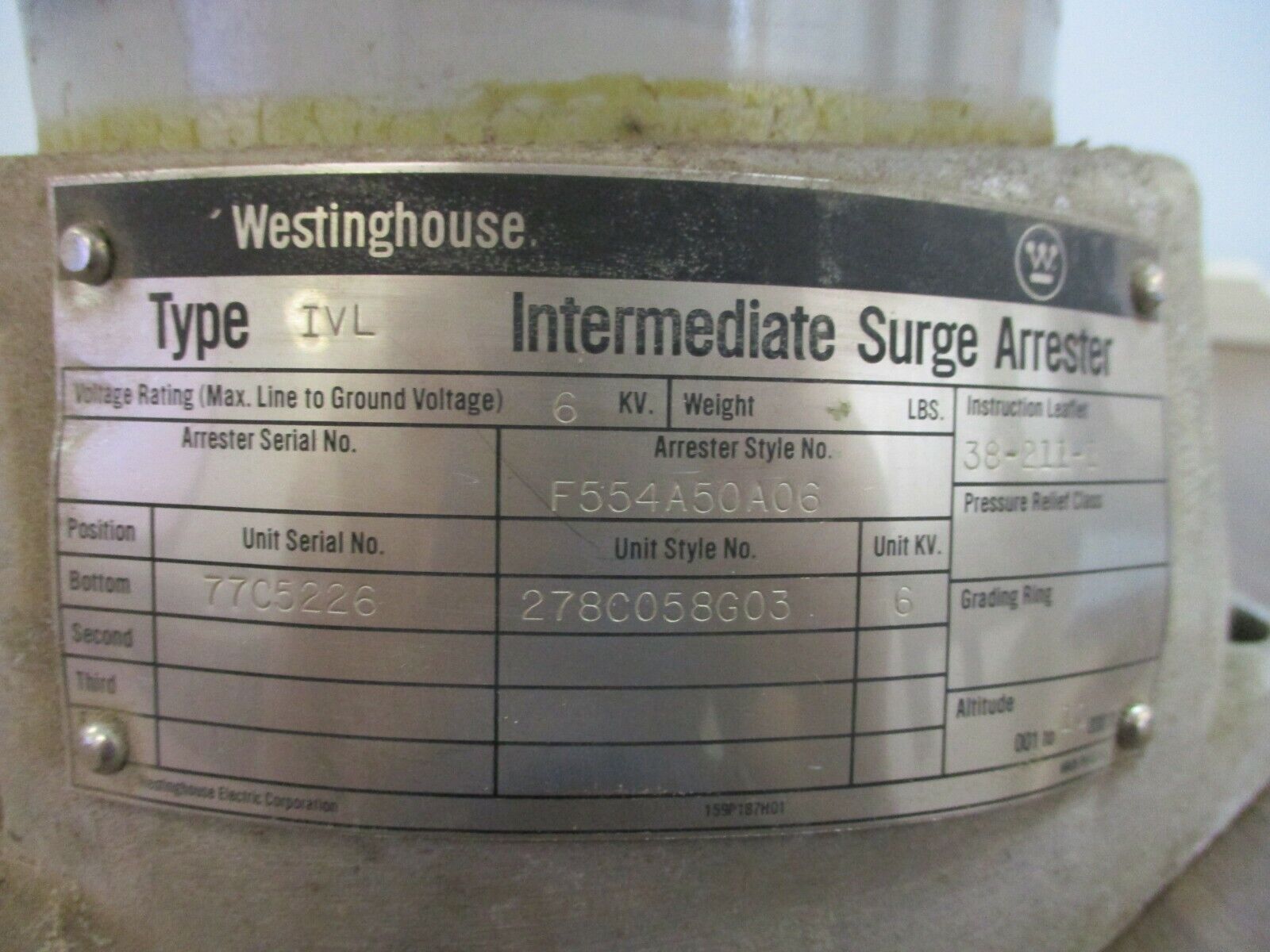 Westinghouse Type IVL Intermediate Surge Arrester F554A50A06 6kV Used