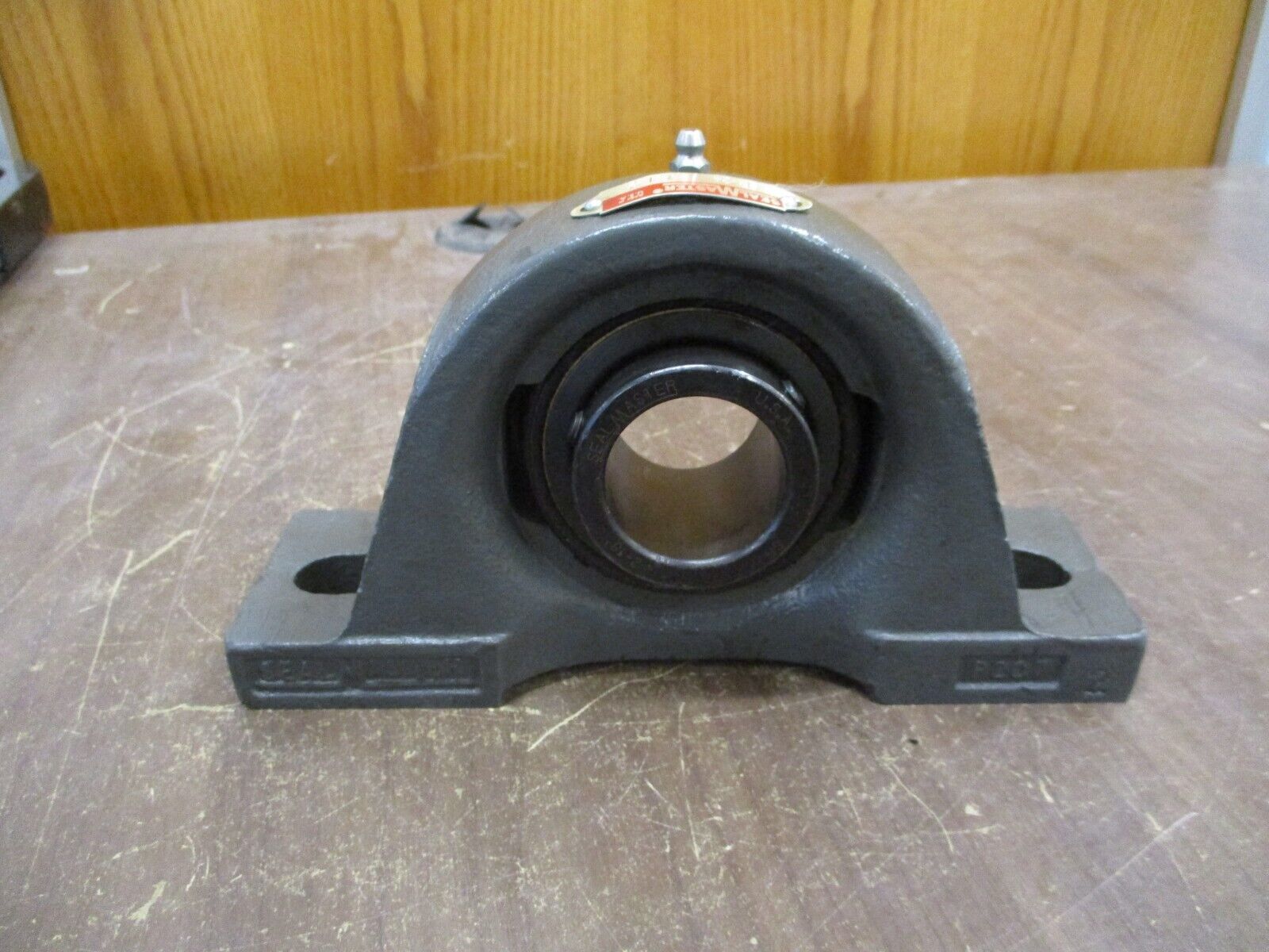 SealMaster Pillow Block Bearing SP 24 1-1/2" Used