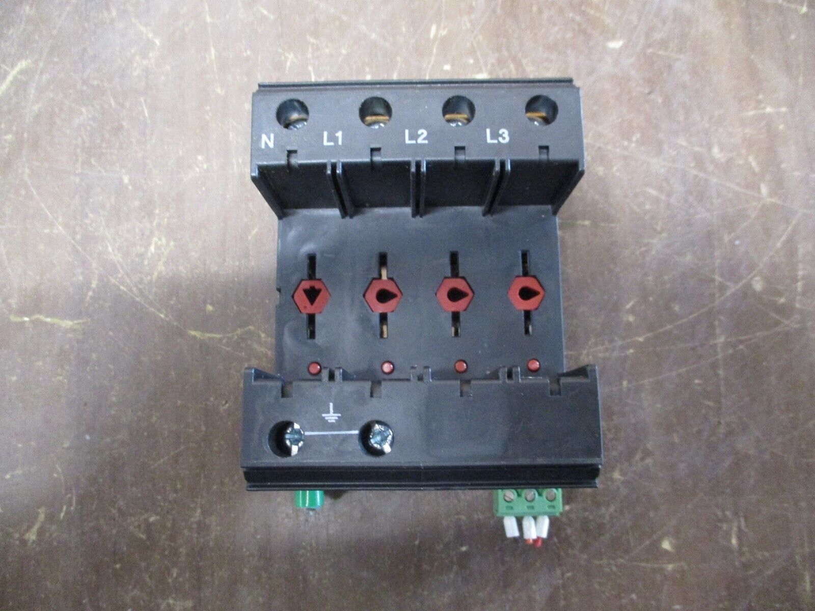 Phoenix Contact Surge Arrester Base VAL-MS 120/3+1/FM-UD Used