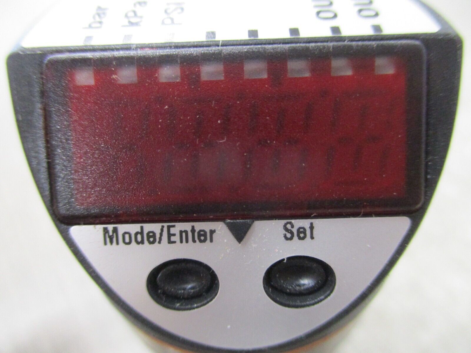 ifm efector 500 Pressure Sensor PN2224 New Surplus