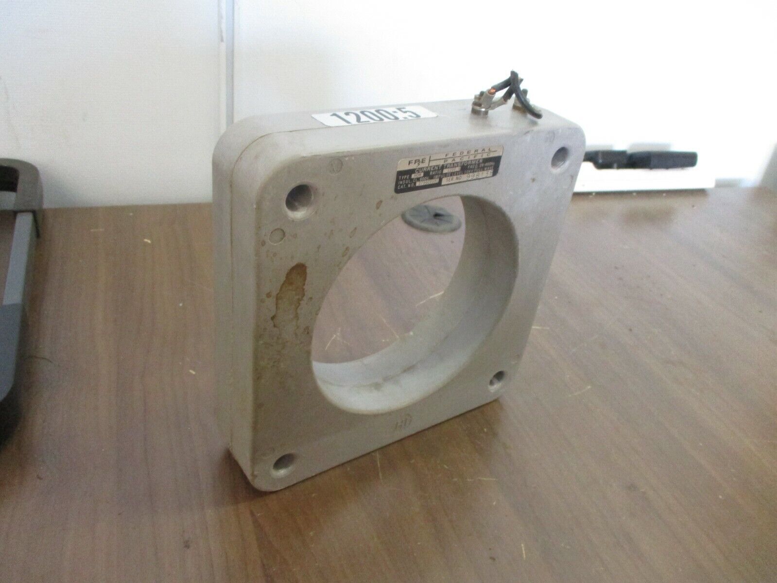 FPE Type HCM Current Transformer 2756C0591 Ratio 1200:5A 600V 25-400Hz Used