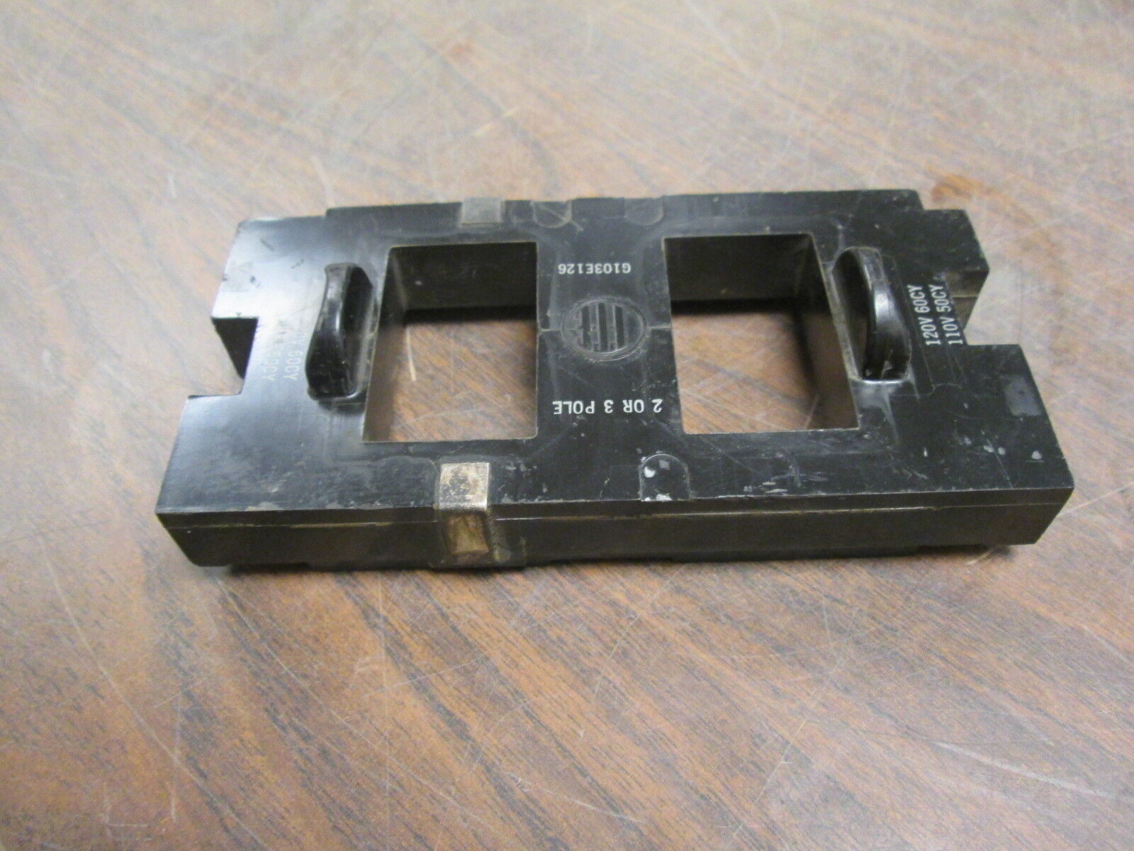 ITE Magnetic Coil G103E126 120V@60Hz 110V@50Hz Used *Chipped*