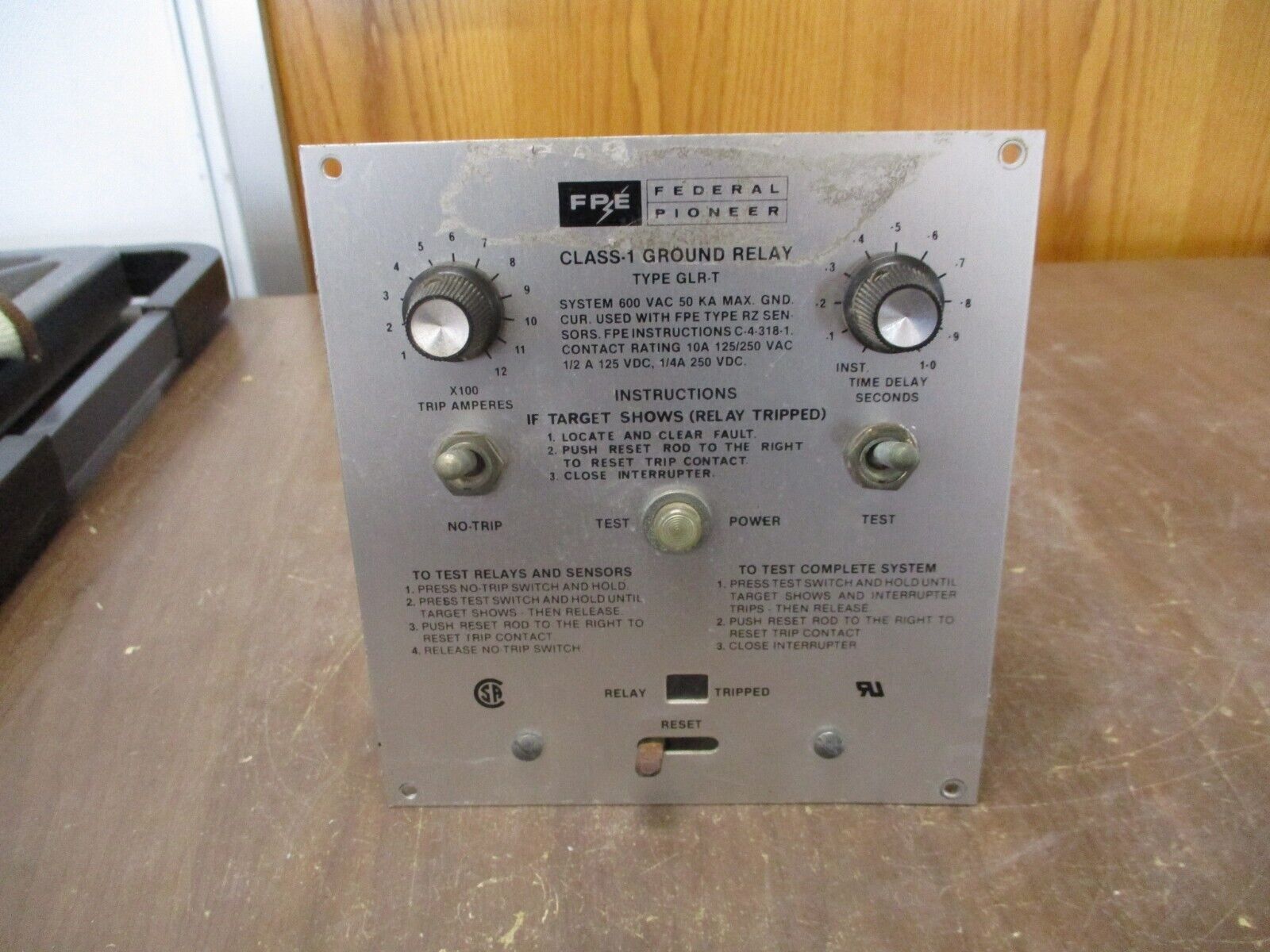 FPE Ground Relay GLR-T Trip: 100-1200A Time Delay: 0-1 Sec Used