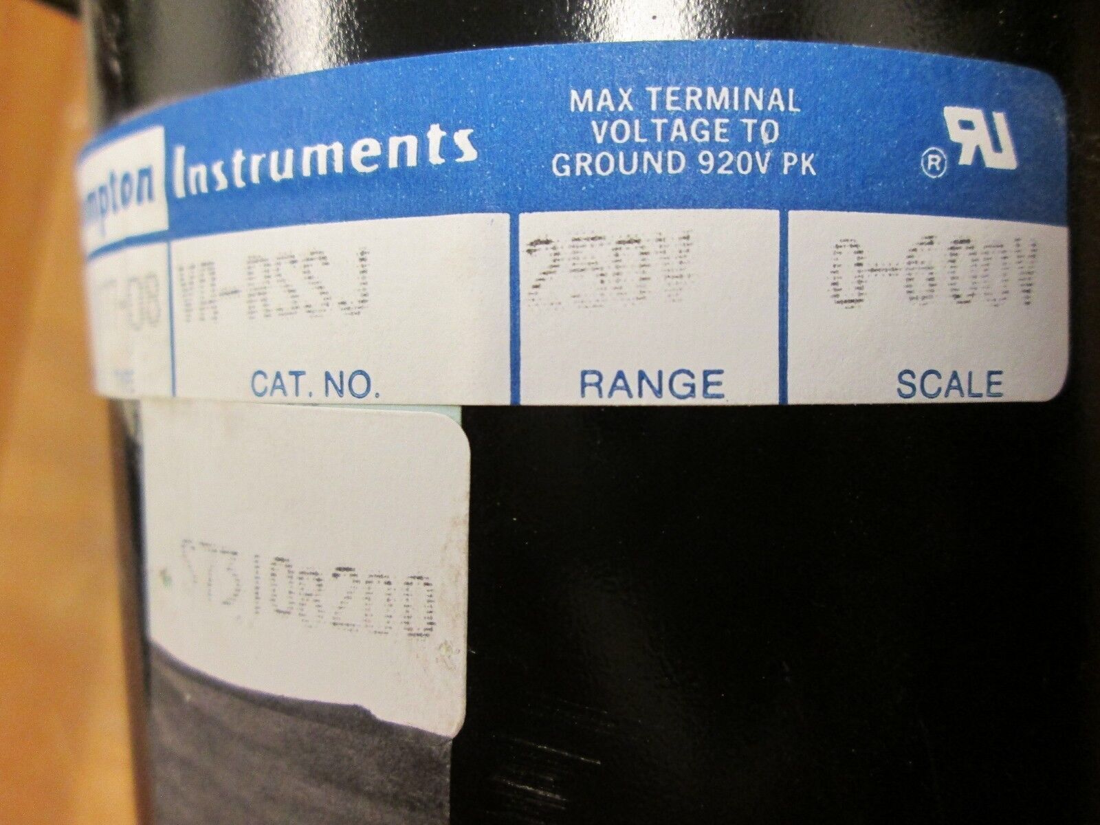 Crompton Voltmeter VA-RSSJ Range: 250V Scale: 0-600V Used