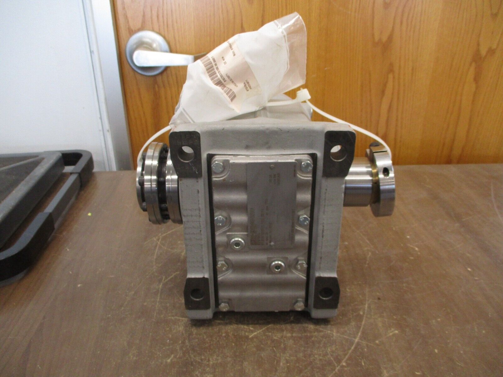 Sew-Eurodrive Helical-Bevel Gear KT57B/A Ratio 90.26 1750 RPM In, 19 RPM Out