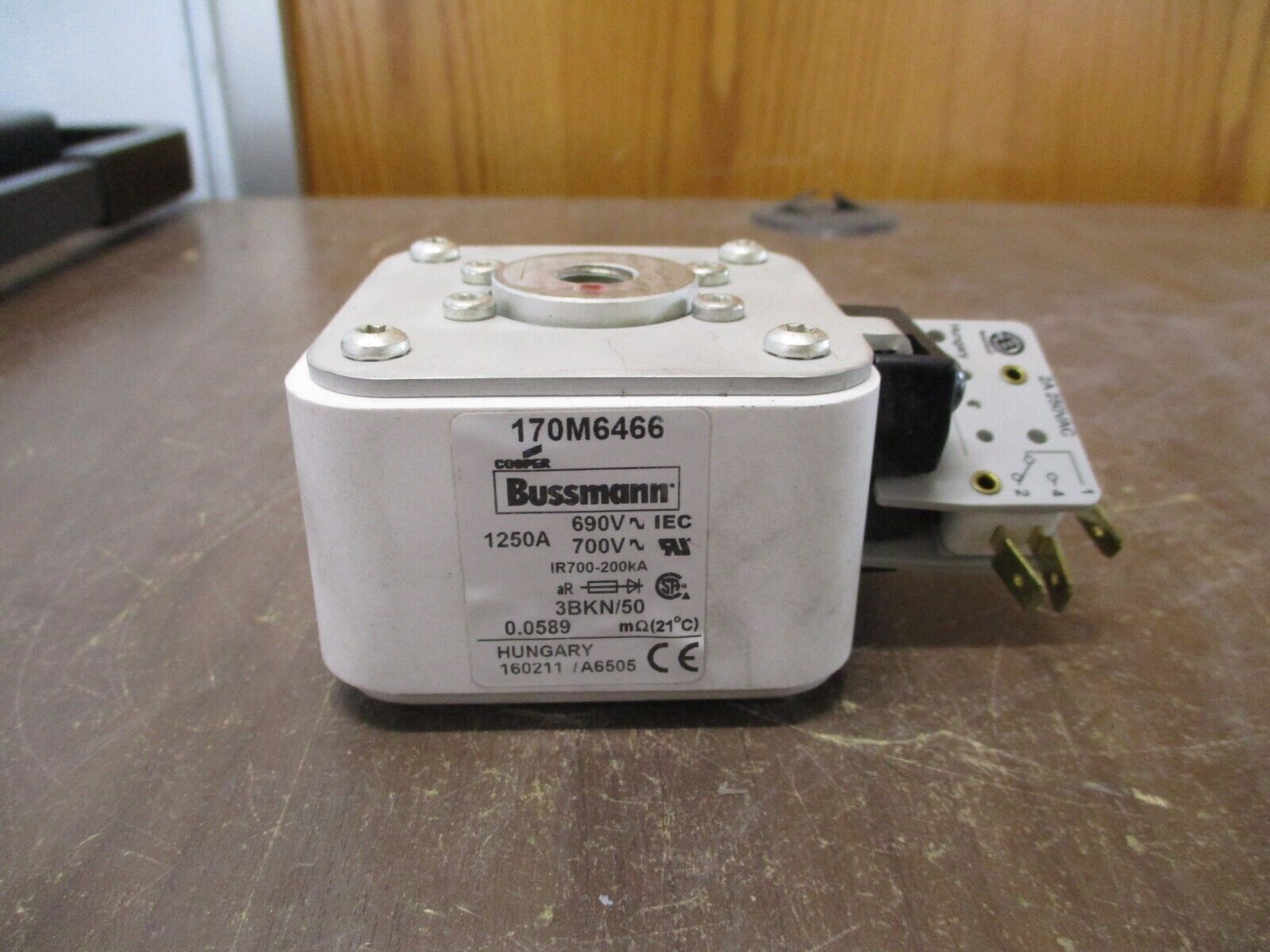 Cooper Bussmann Fuse 170M6466 1250A 690/700V Used