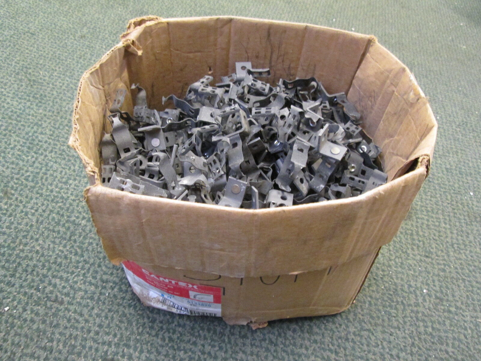 Cooper B-Line Conduit to Stud Fastener BG-8-12-BH7 "Approx. 370" New Surplus