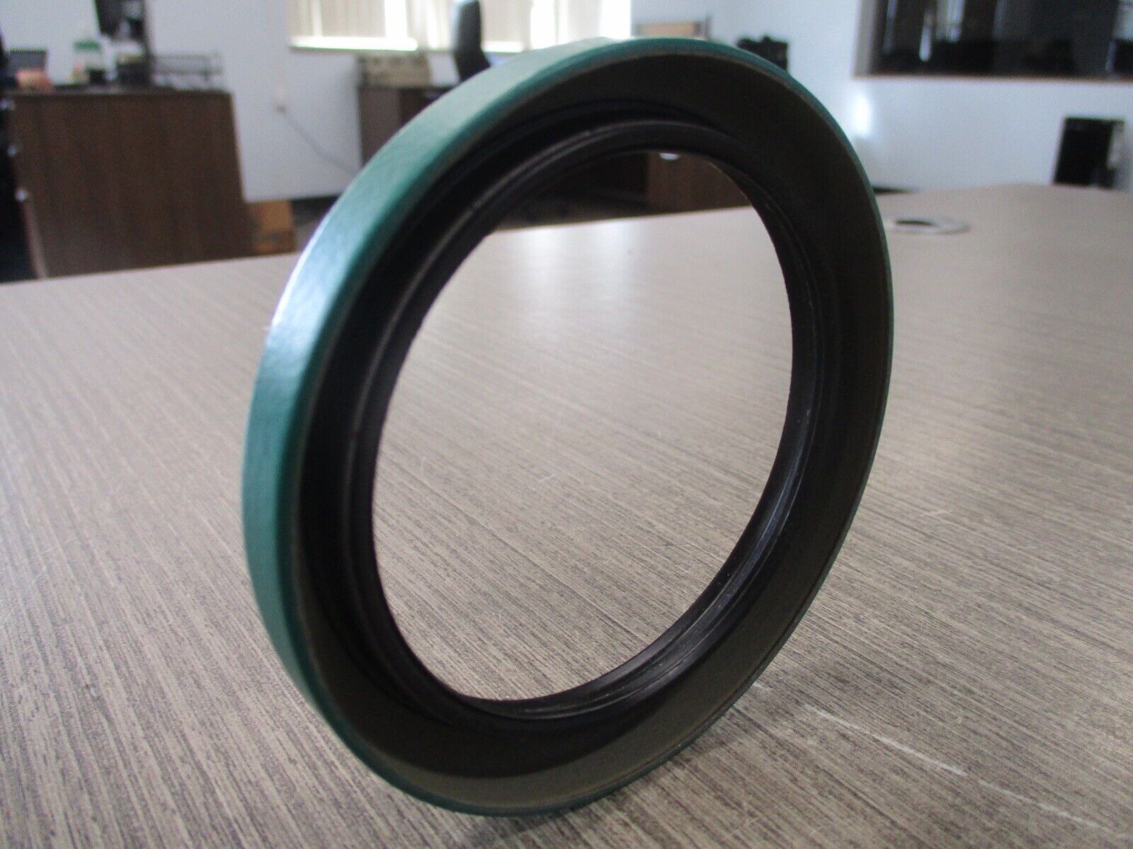 SKF CR Seal 26124 New Surplus