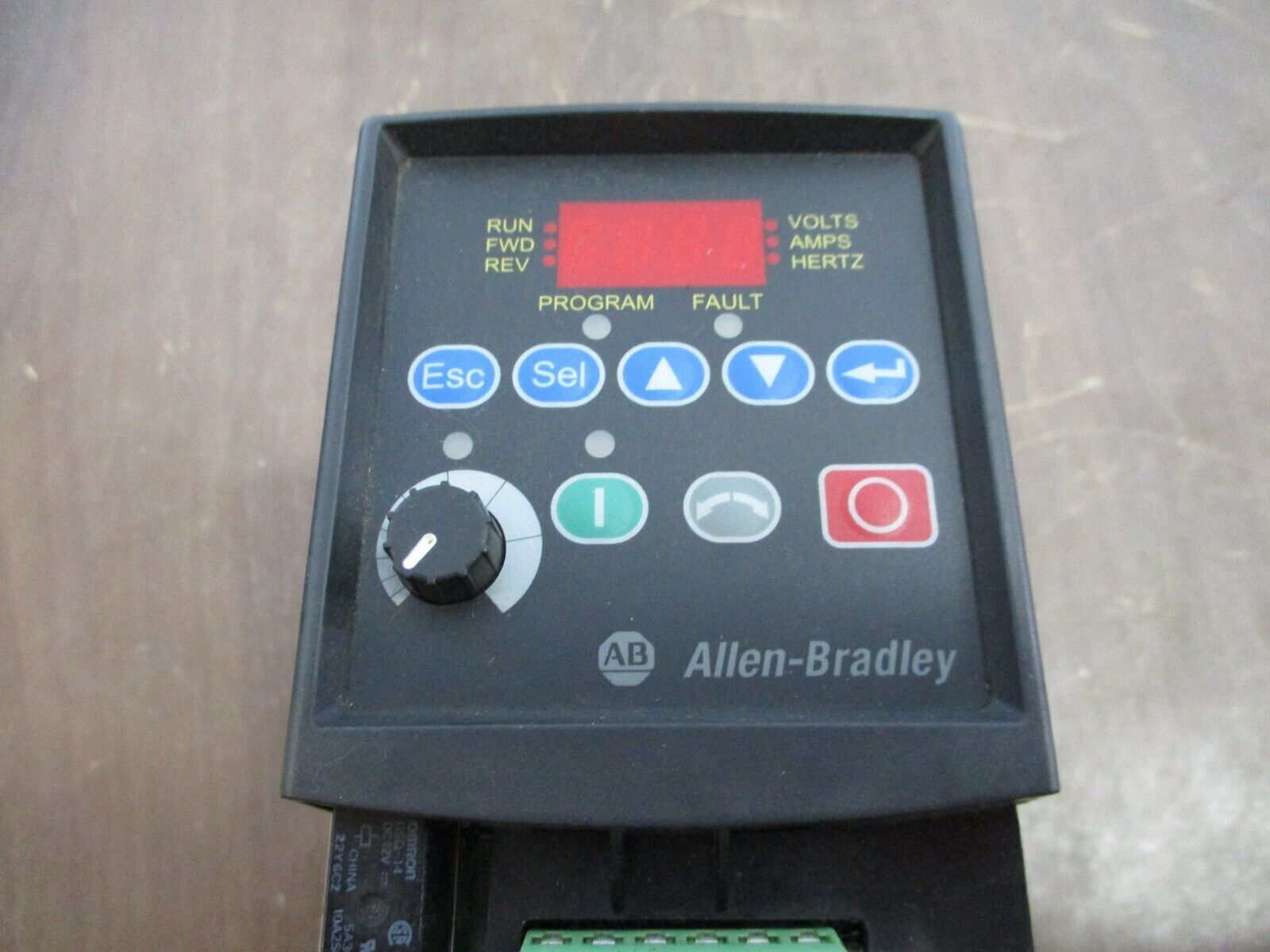 Allen-Bradley PowerFlex 4 AC Drive 22A-D1P4N104 0.5HP 3Ph *No Cover* Used