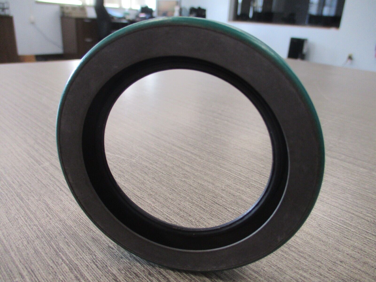 CR Joint Radial Oil Seal 22446 New Surplus