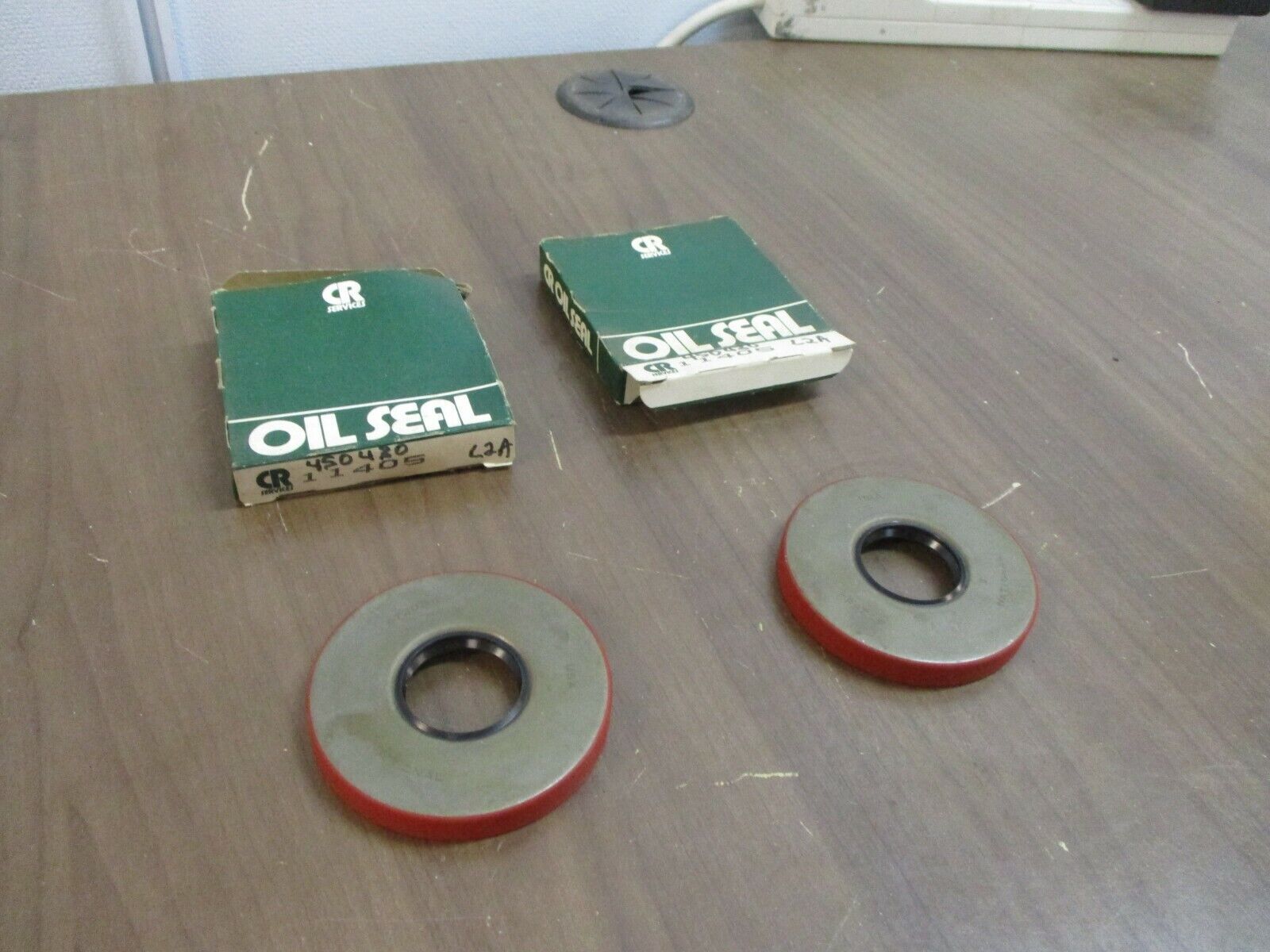 CR Oil Seal 11405 *Lot of 2* New Surplus