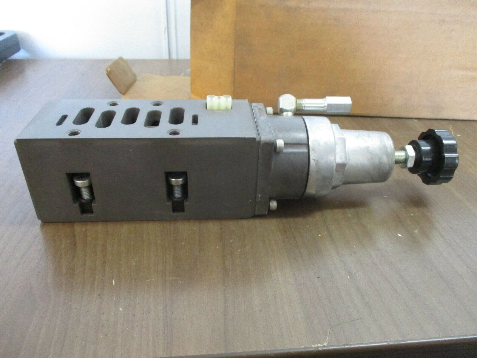 Ross Interposed Regulator 969N91 New Surplus