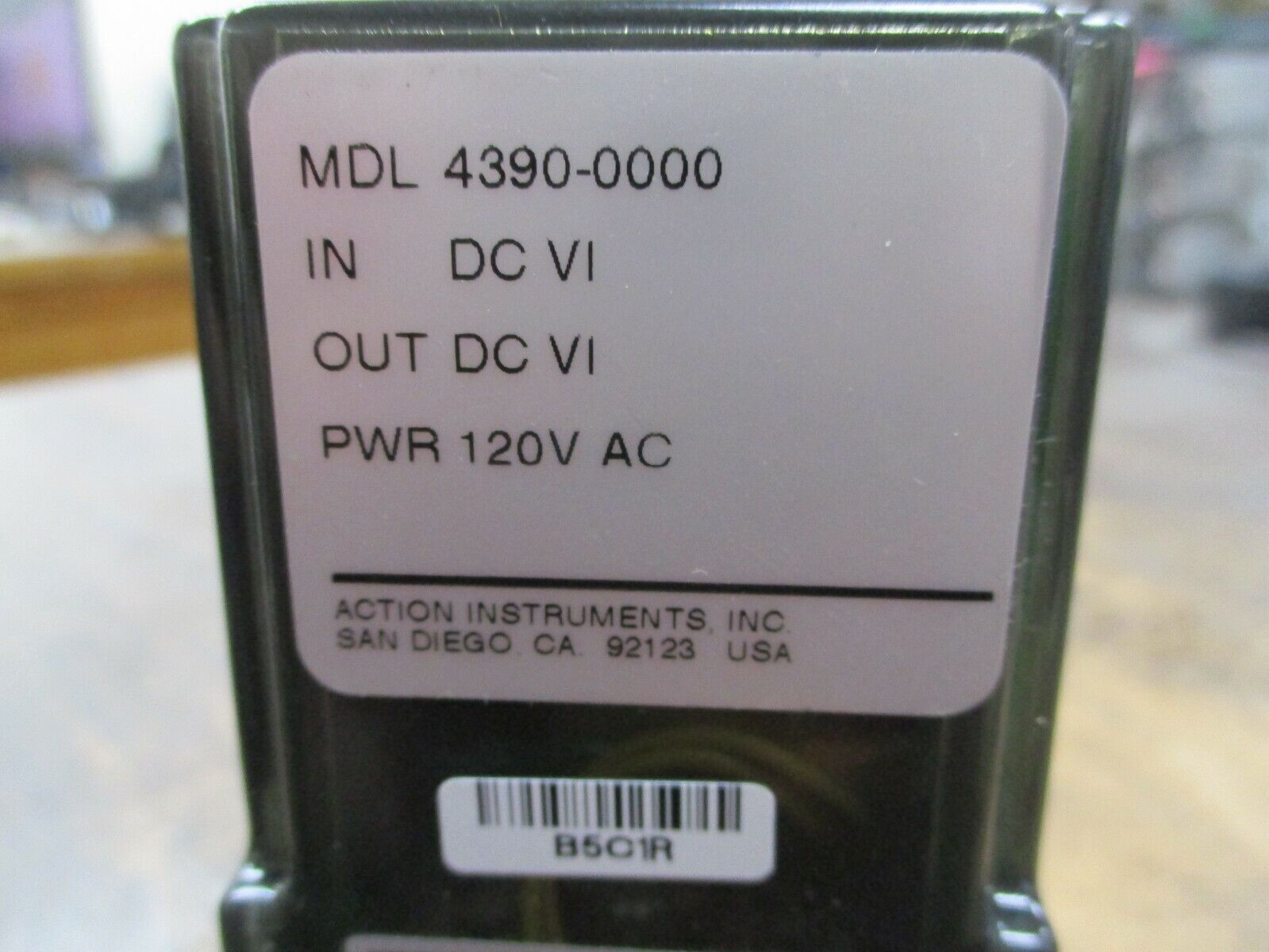 Action Instruments Action Pak Signal Conditioner 4390-0000 Power: 120VAC Used