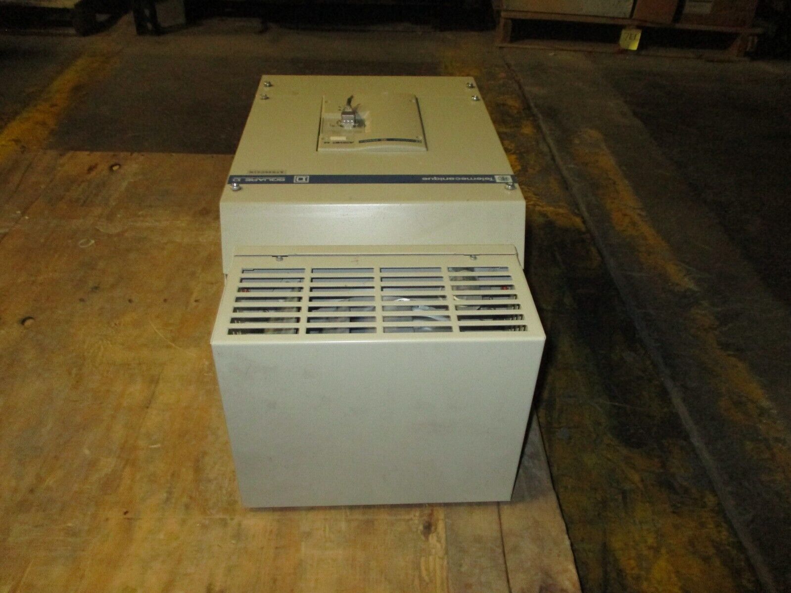 Square D Altivar 46 Soft Start ATS46C21N 150HP 460V 190A 50/60Hz Used