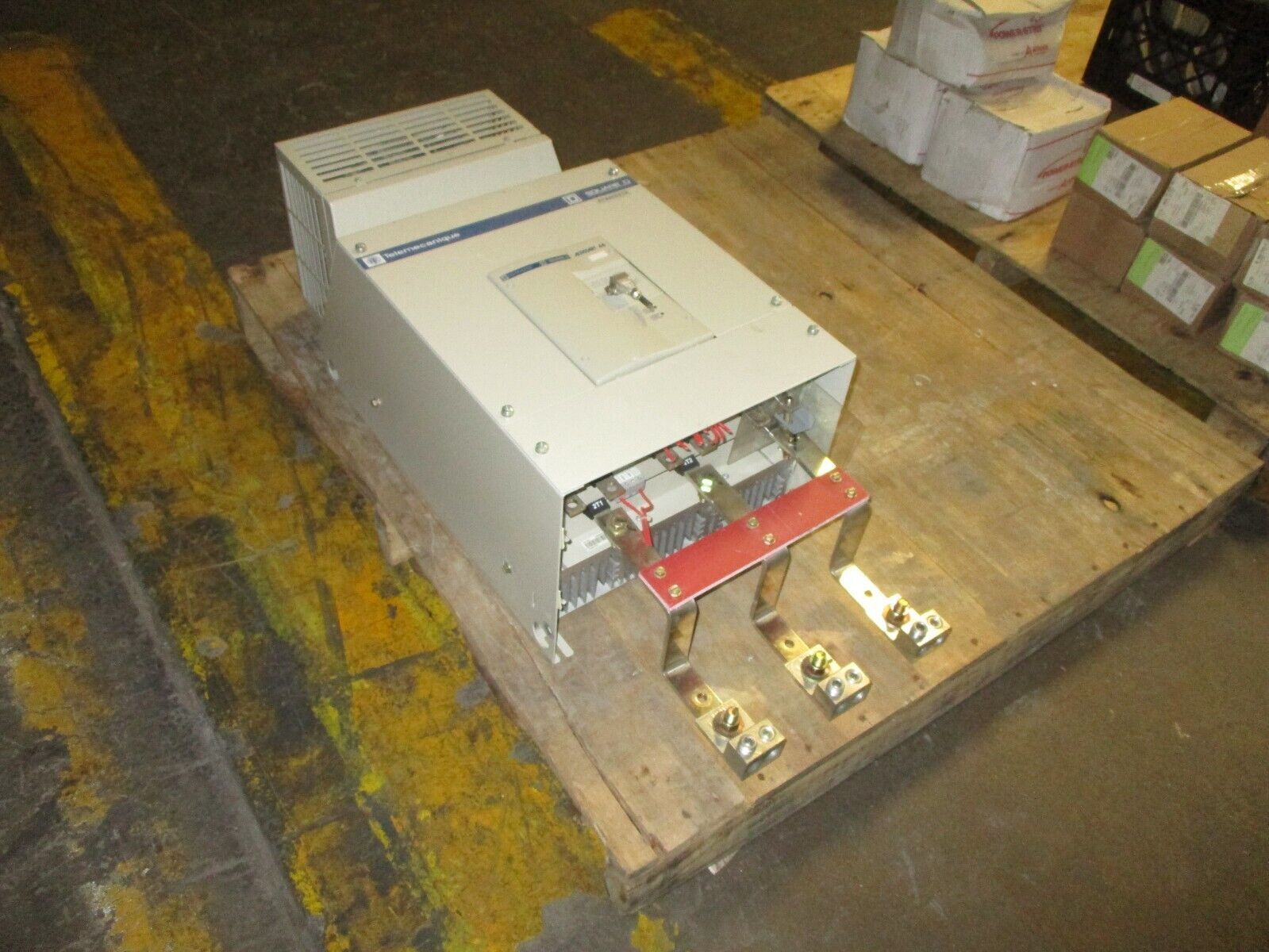 Square D Altivar 46 Soft Start ATS46C21N 150HP 460V 190A 50/60Hz Used
