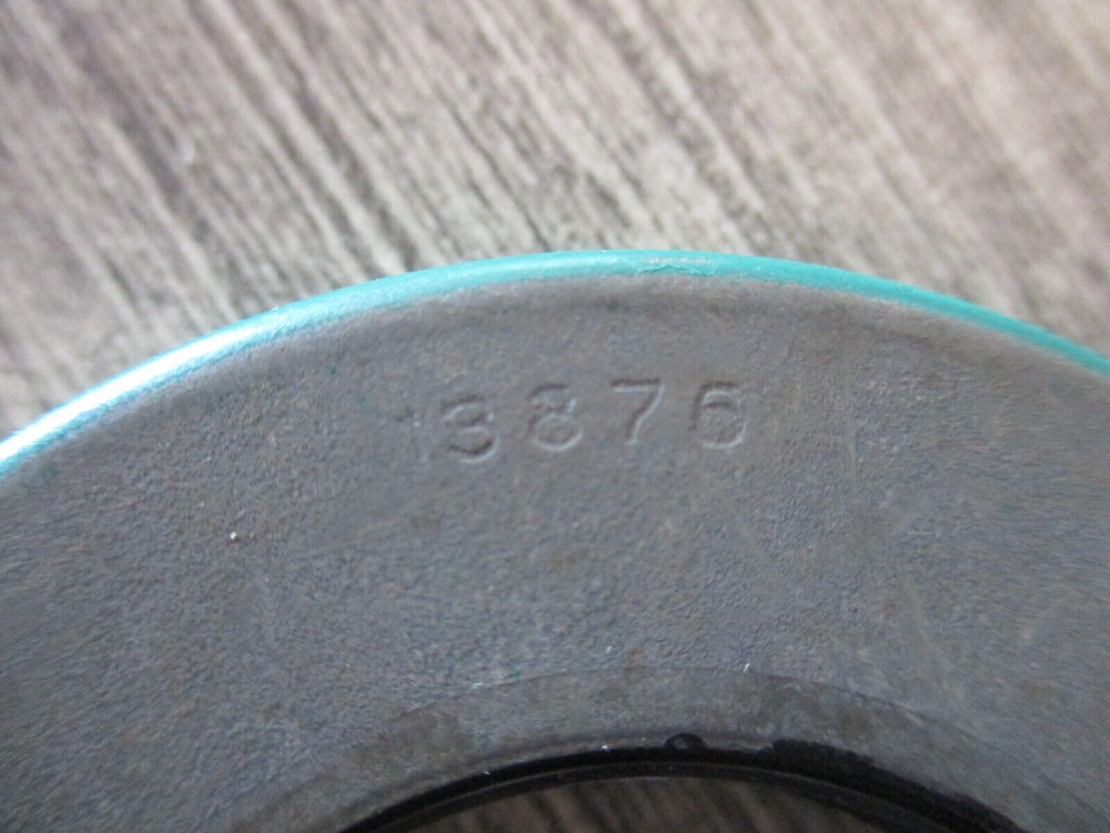 CR Joint Radial Oil Seal 13876 *Lot of 2* New Surplus