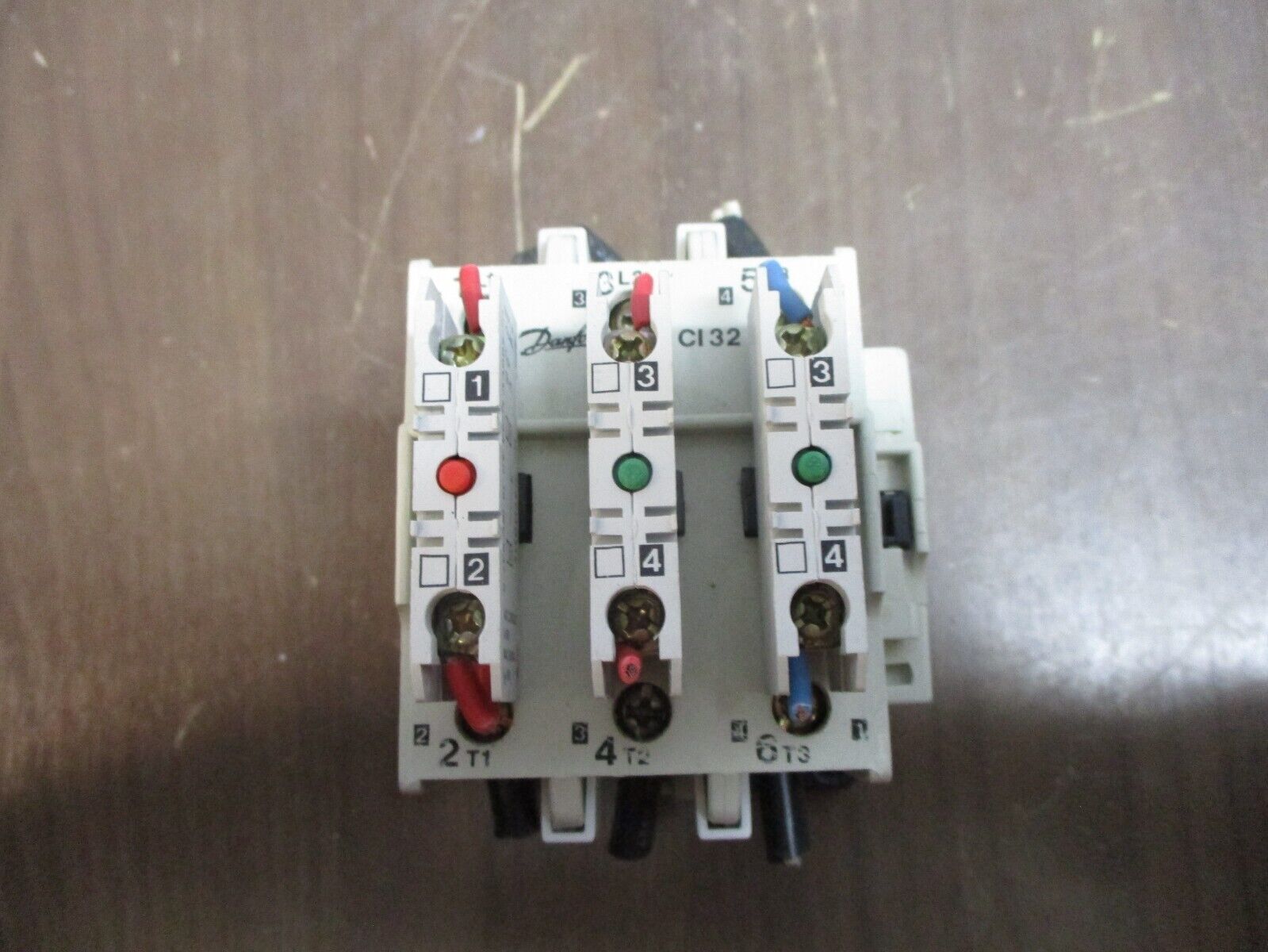 Danfoss Contactor CI 32 110-120V Coil 70A 600V w/ (3) Aux Contacts Used