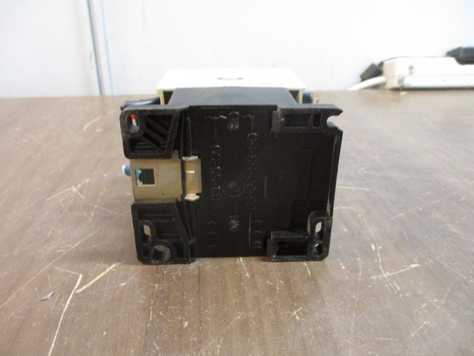 Danfoss Contactor CI 32 110-120V Coil 70A 600V w/ (3) Aux Contacts Used