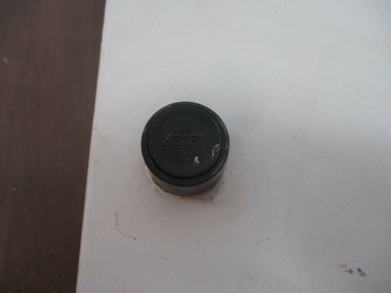 GE Enclosed Size 00 Starter CR306A1** 230-240V Coil 9A 600VAC Type 1 Enclosure