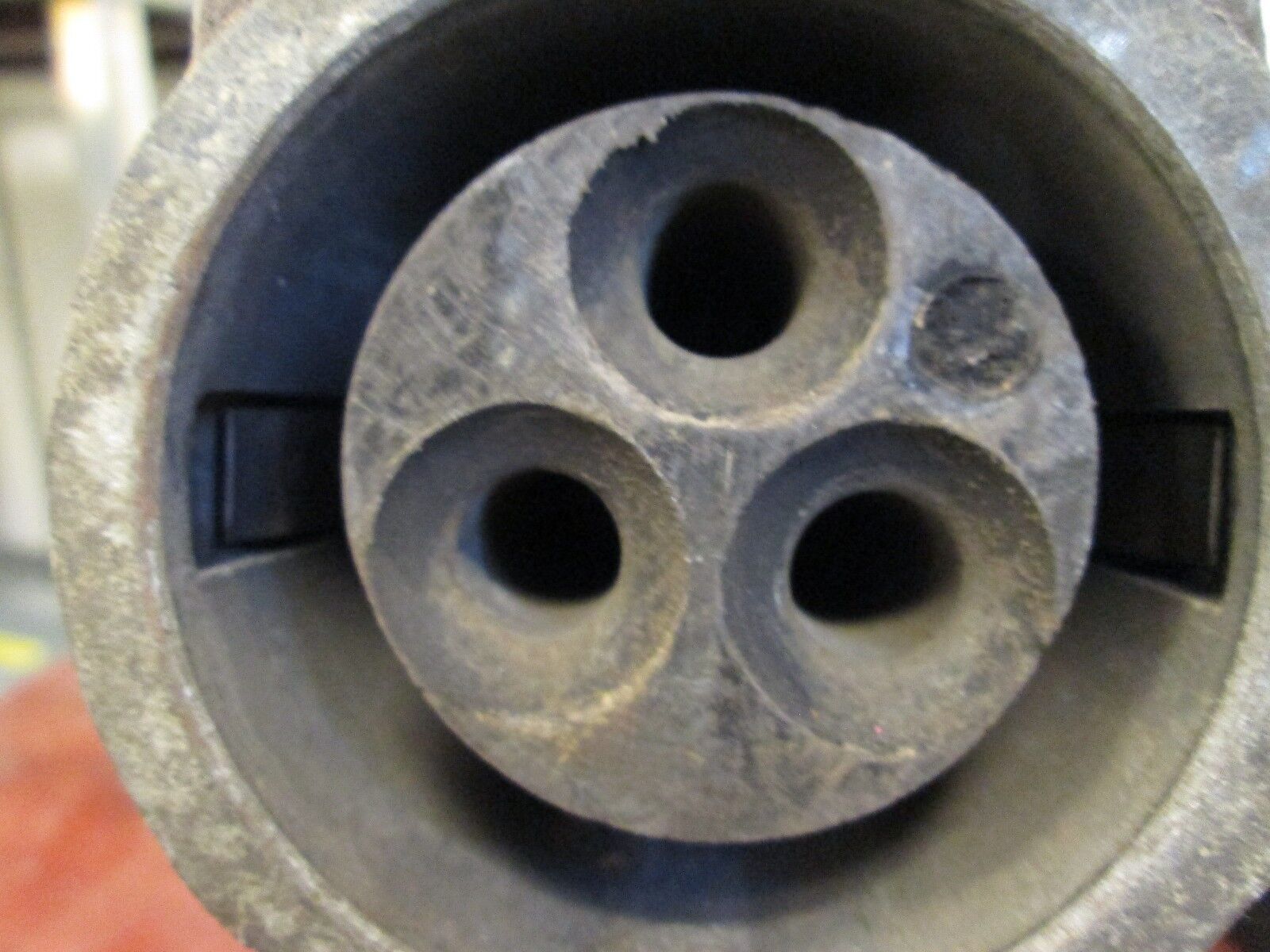 Crouse-Hinds Receptacle w/ Base AR 1081 100A 600V 3W Used