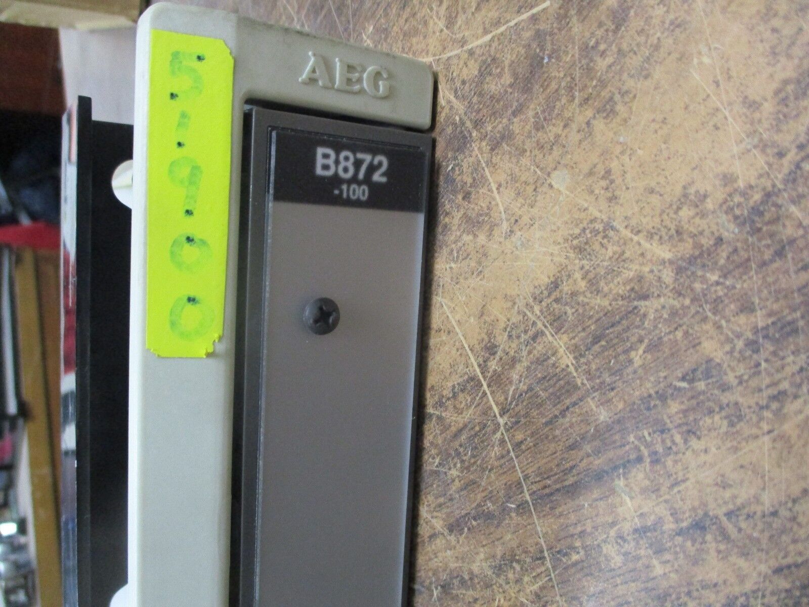 AEG Modicon AS-B872-100 Output Module