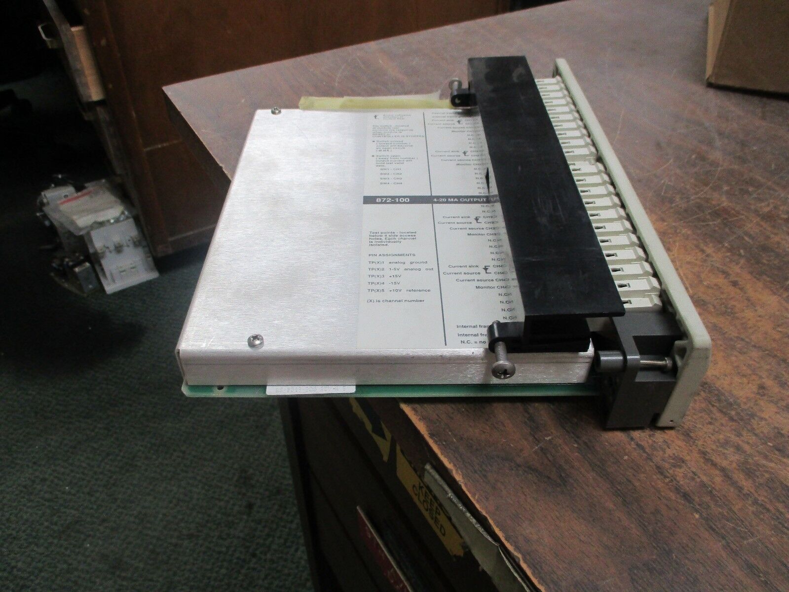 AEG Modicon AS-B872-100 Output Module