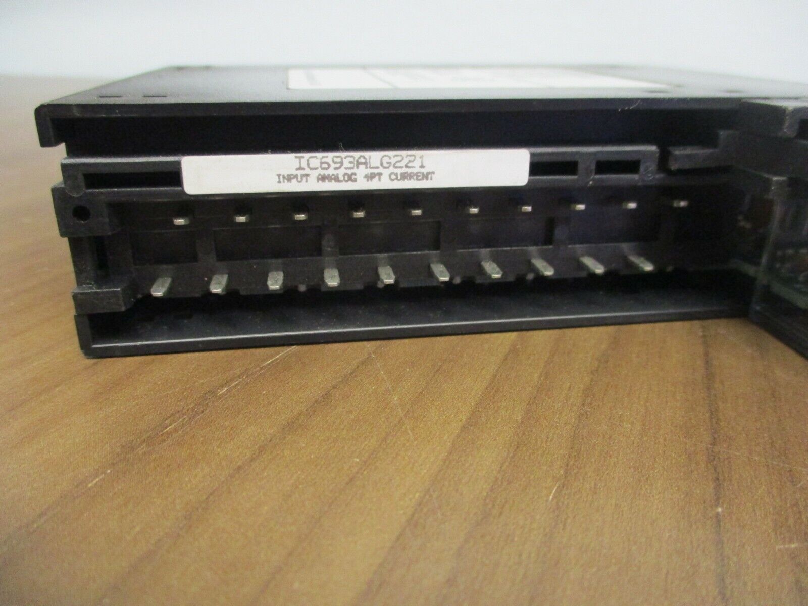 GE Fanuc Analog Input Module IC693ALG221C 4PT Current *No Terminal Cover* Used