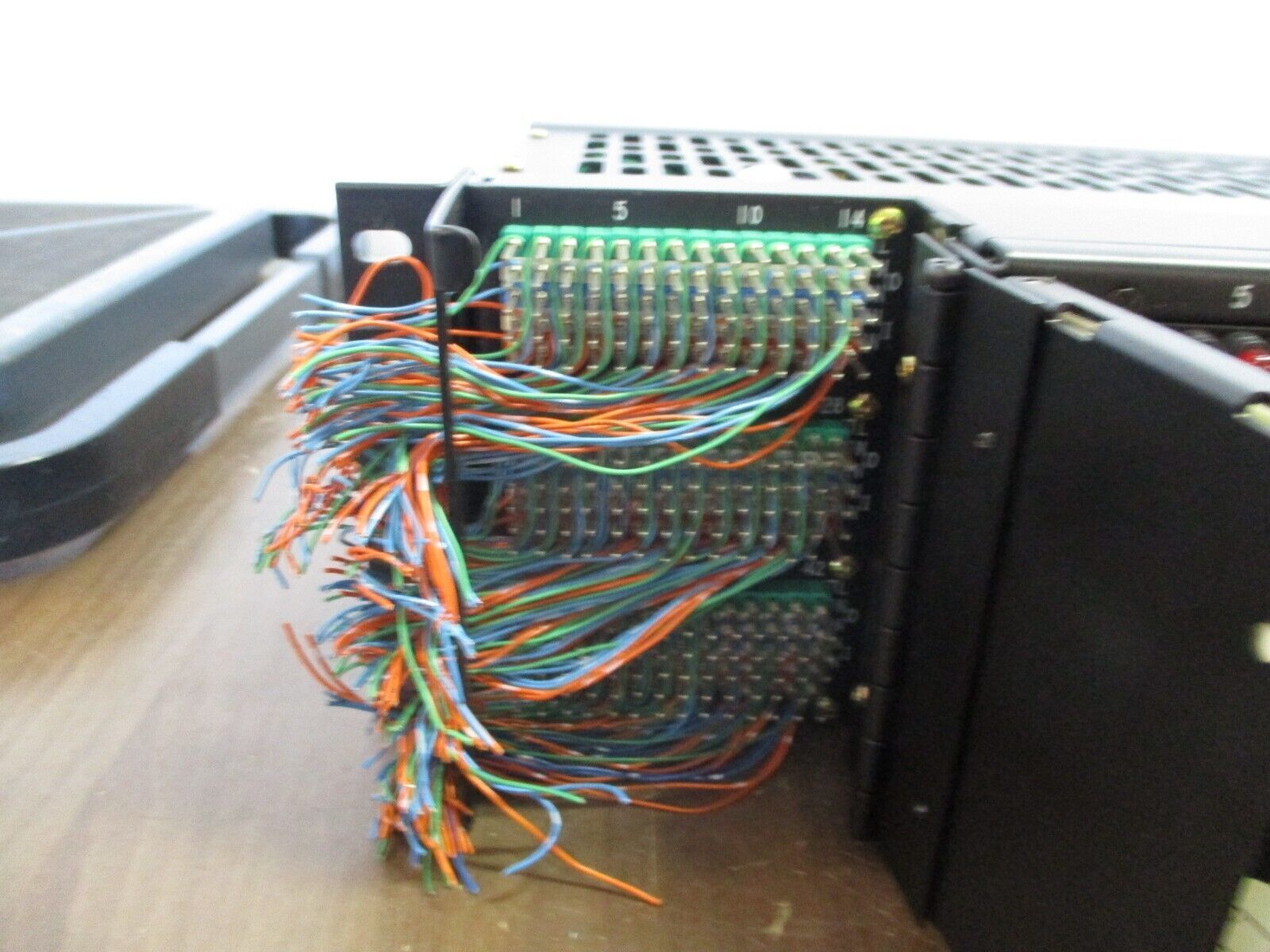 ADC DSX-1 Cross Connect D1M-1A0024 42/56VDC 2A Used